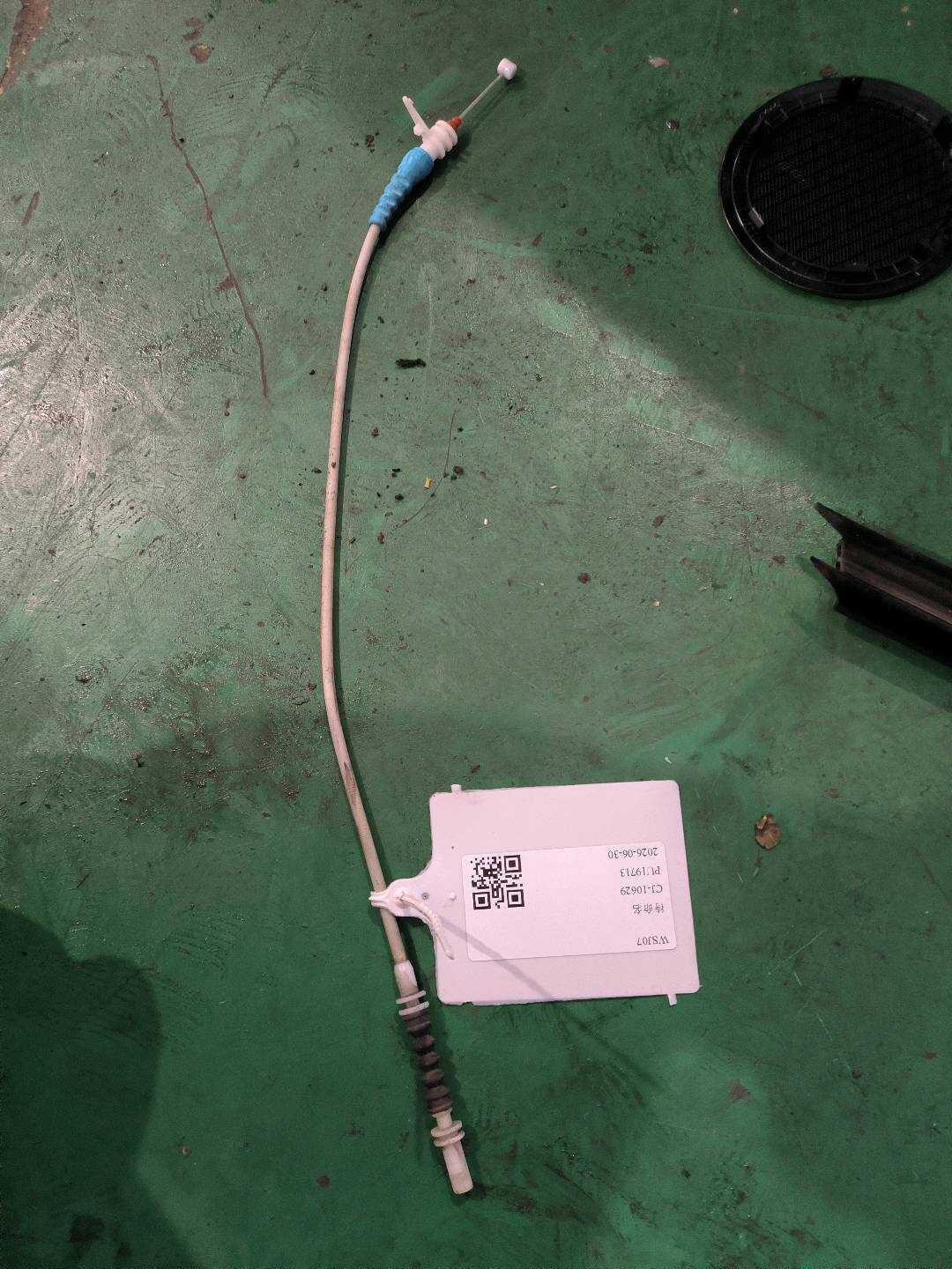 51217259828 前门外拉手拉线(右)