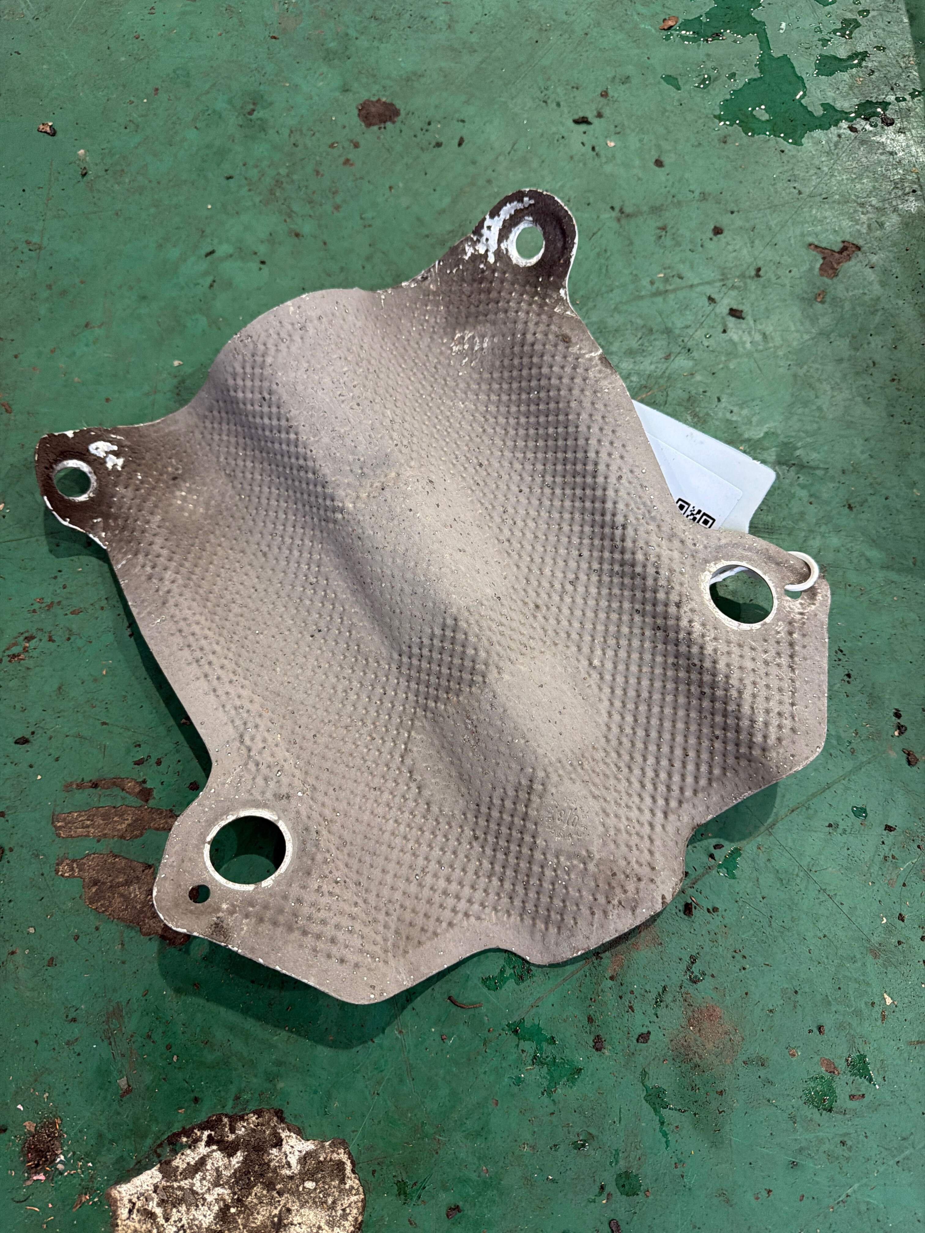 8E0521443 Driveshaft Partition
