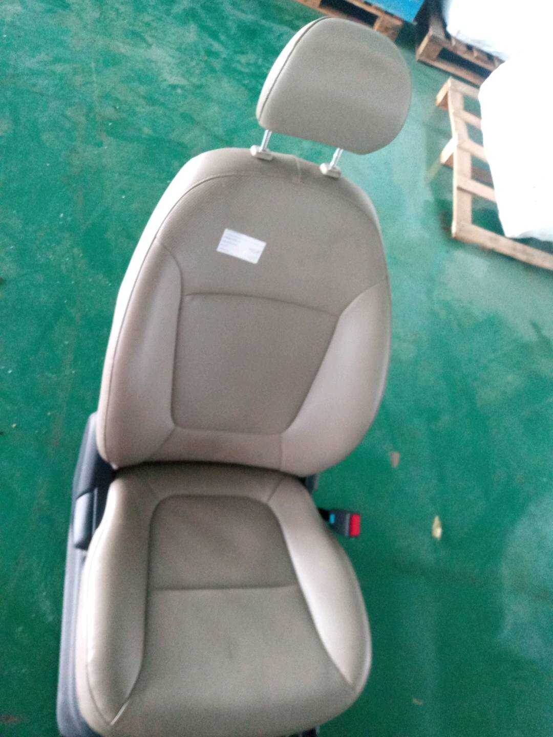 880024X030CEU 副驾驶员座椅总成