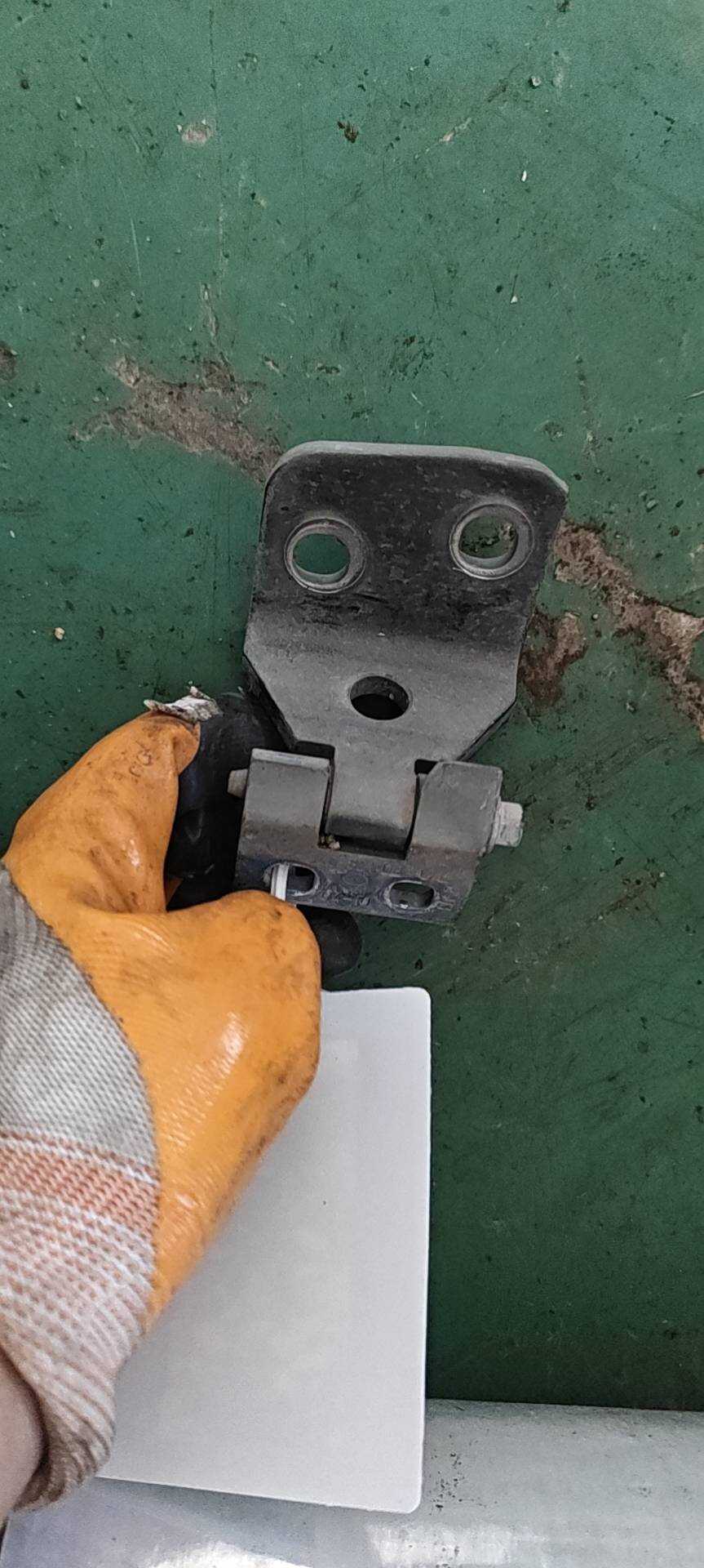 41003422371 Front Door Hinge (Lower Left)