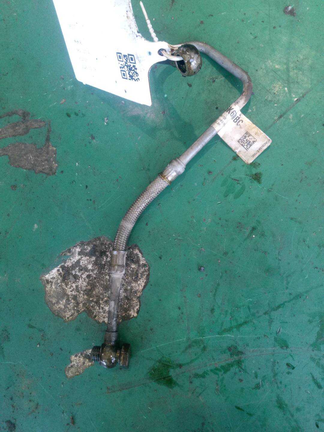 LR028821 Turbocharger Oil Feed Pipe