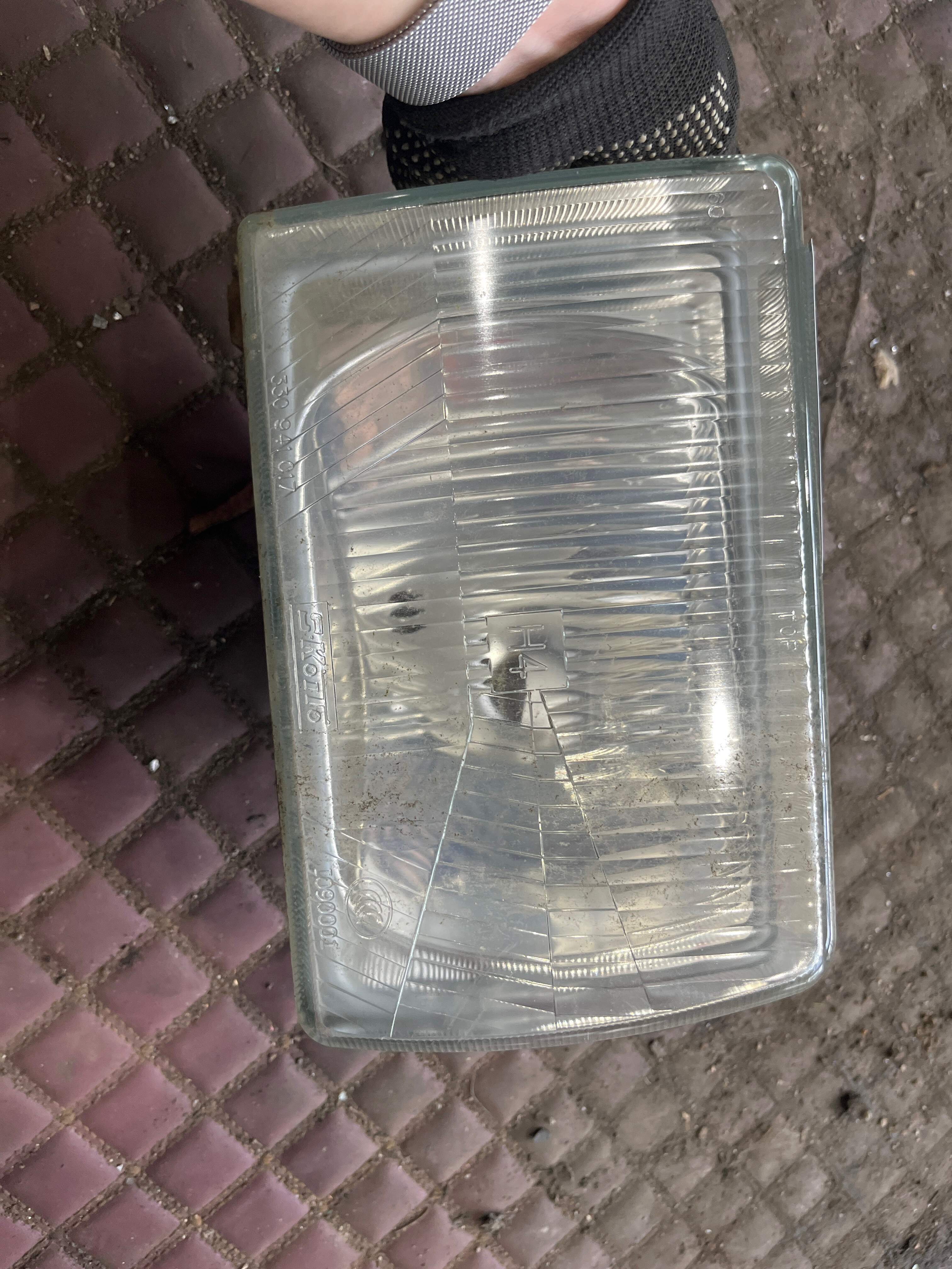 321941017B 前大灯总成(左)