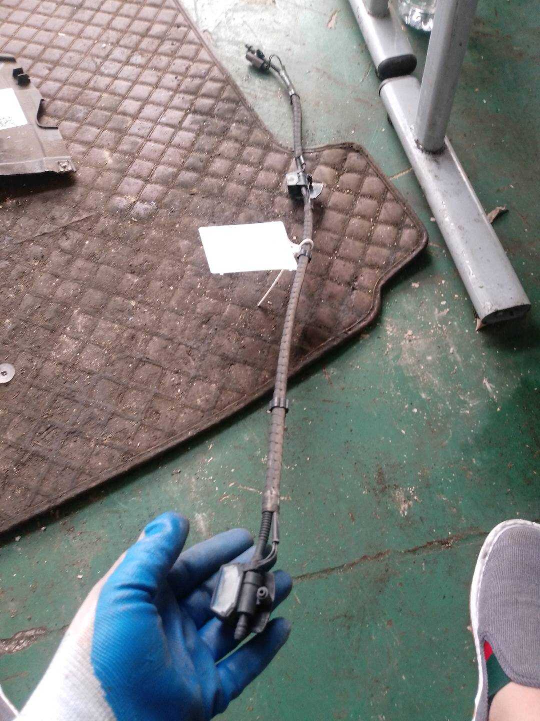 61667249646 前风挡雨刮喷水嘴