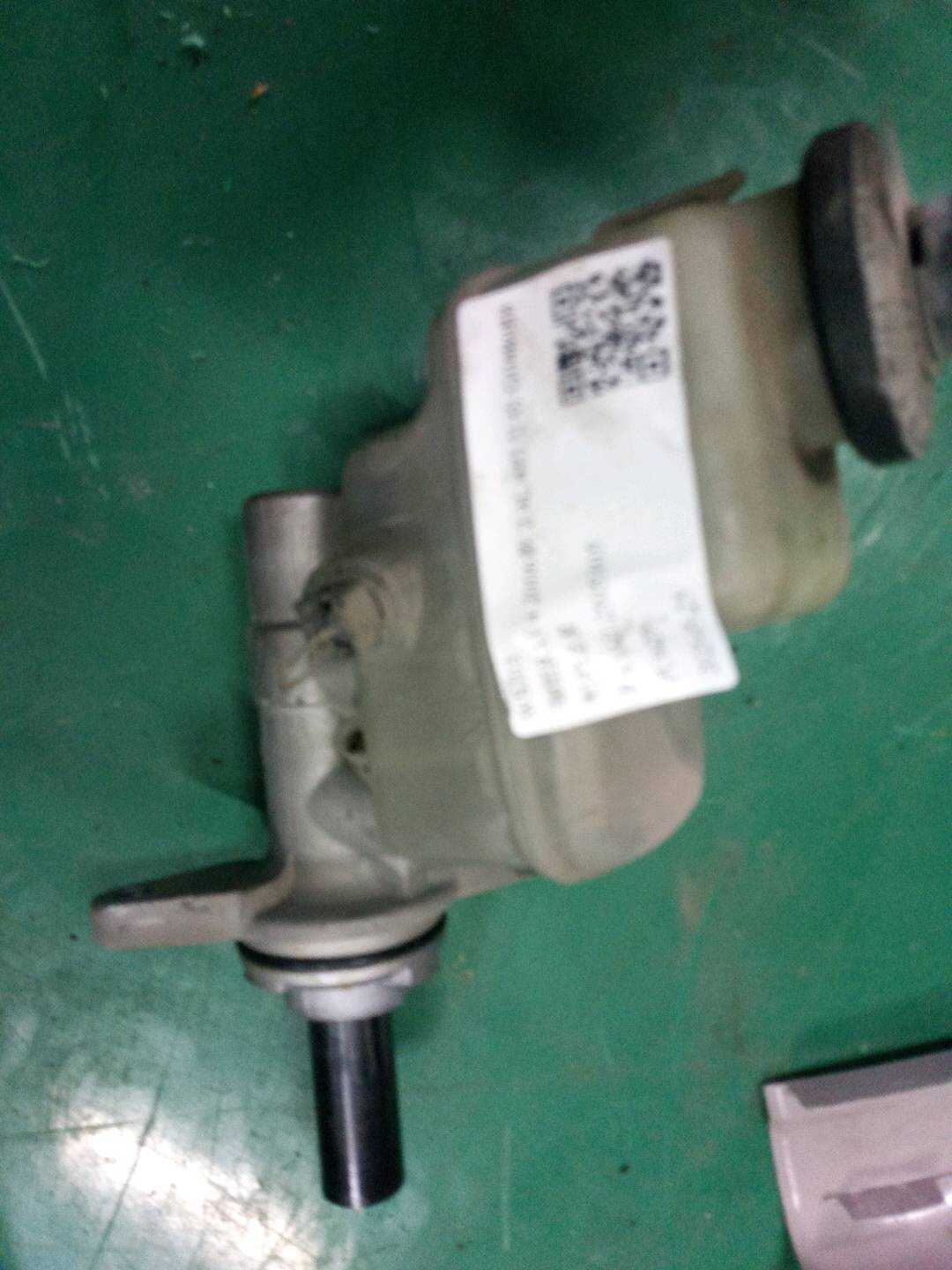 4702842030 Brake Master Cylinder