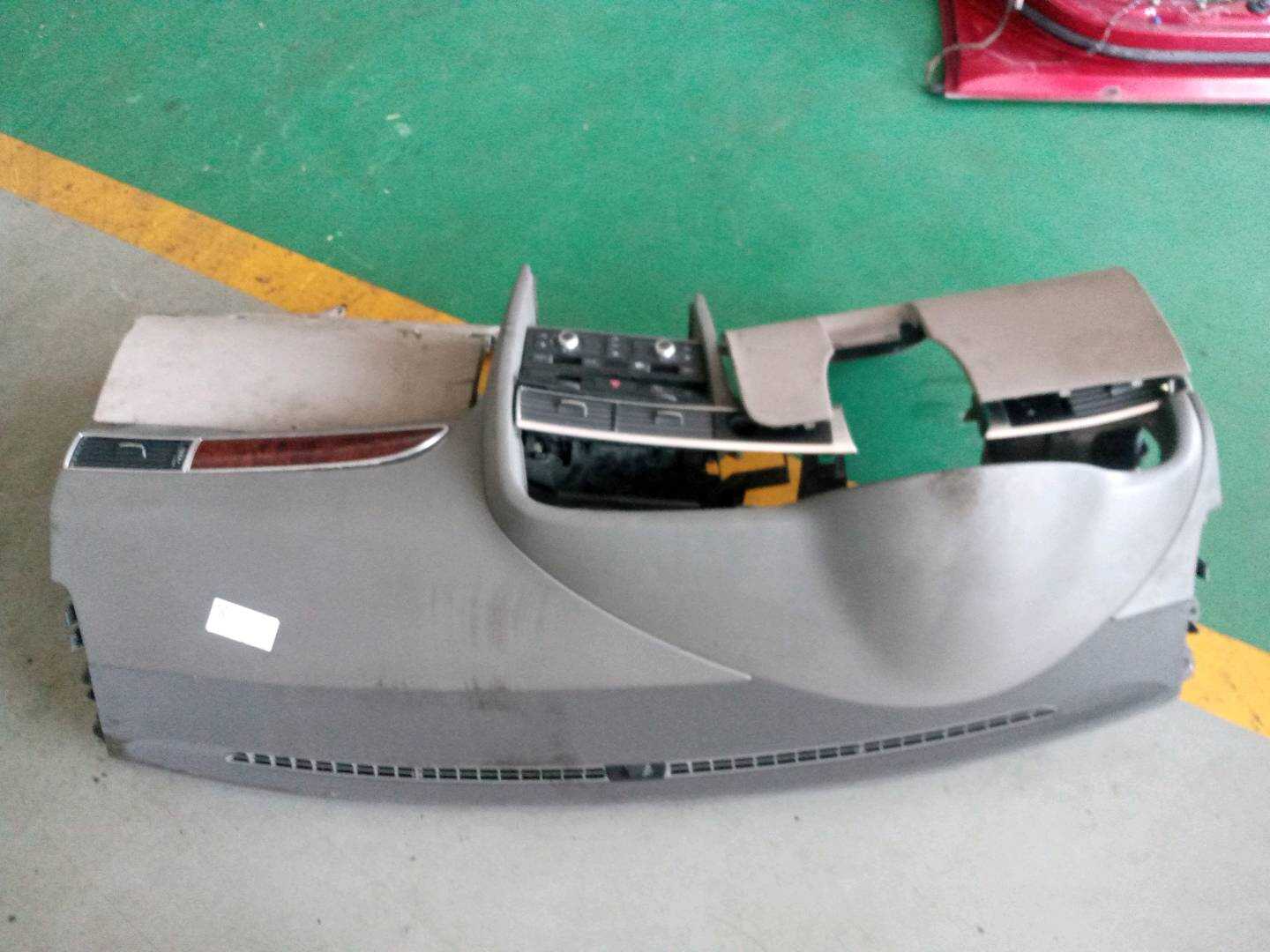 L4FD857041A1CR 仪表台壳
