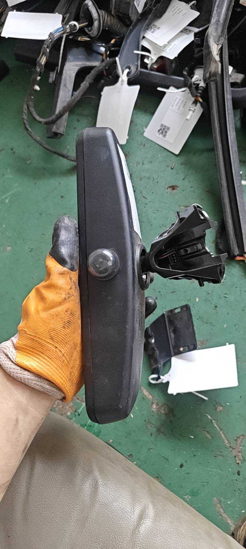 51169216511 Inside Rear View Mirror