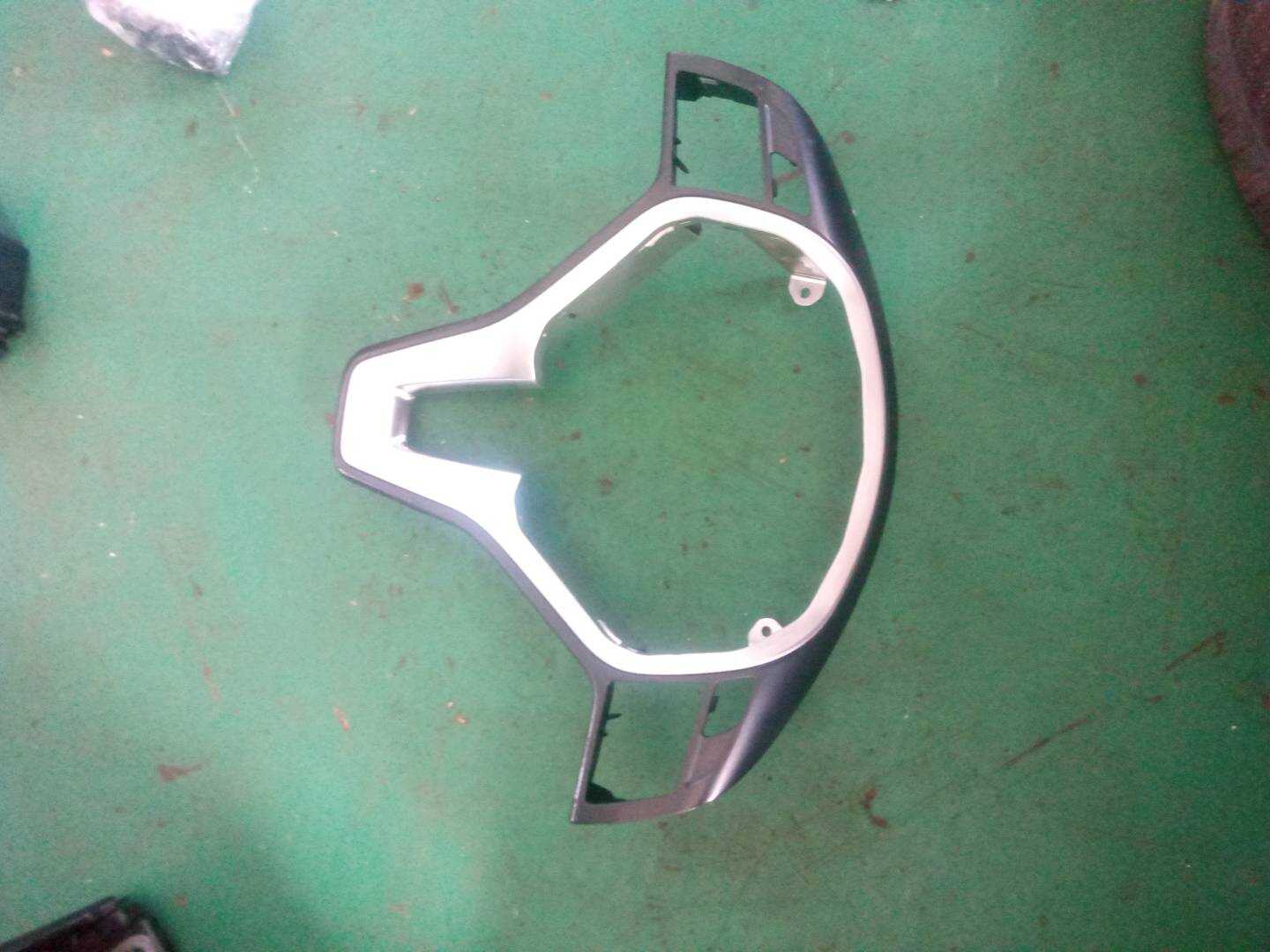 A09946419139107 Steering Wheel Cover