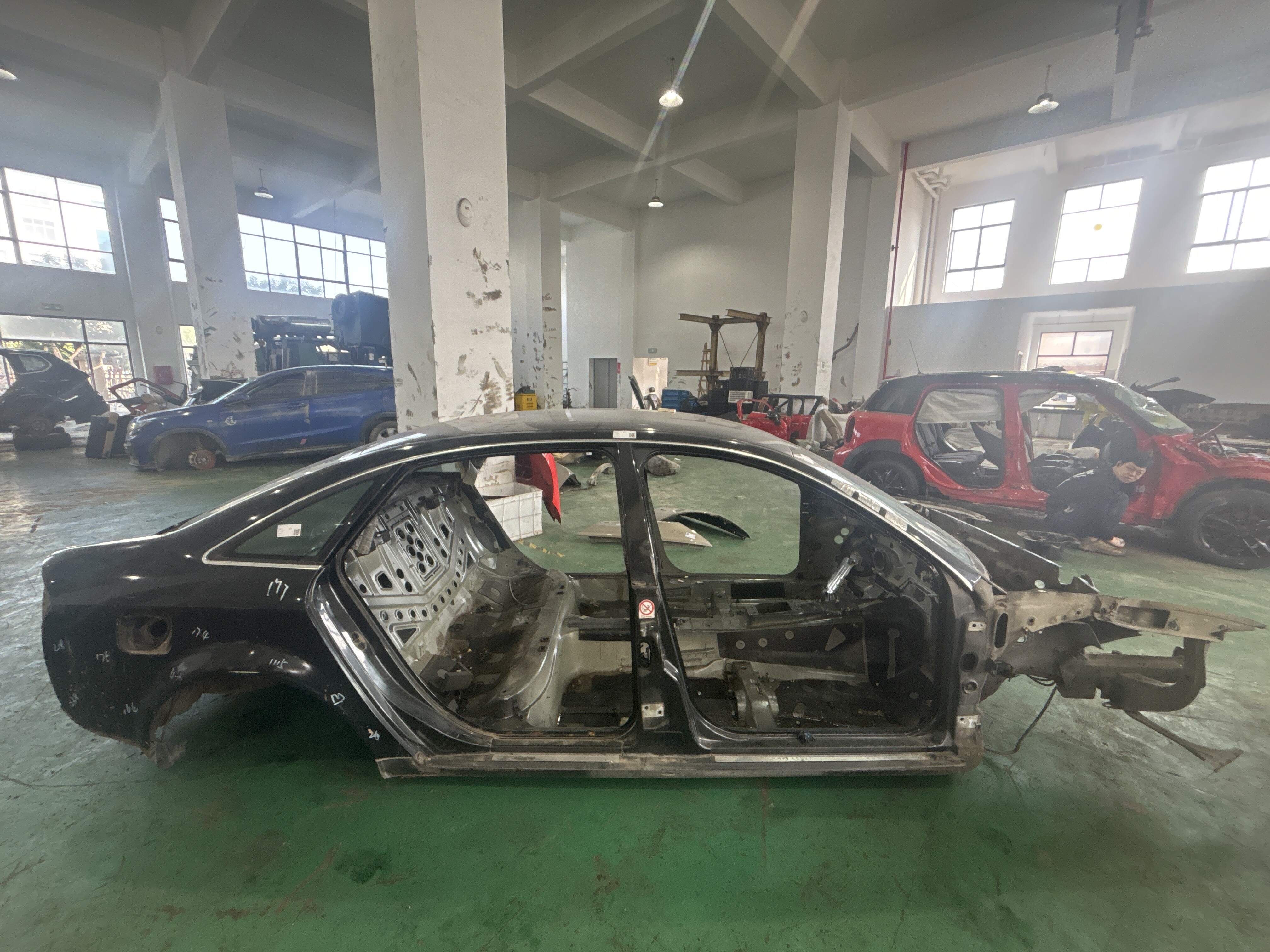 4B5809840 Side Body Outer Panel, Front Right