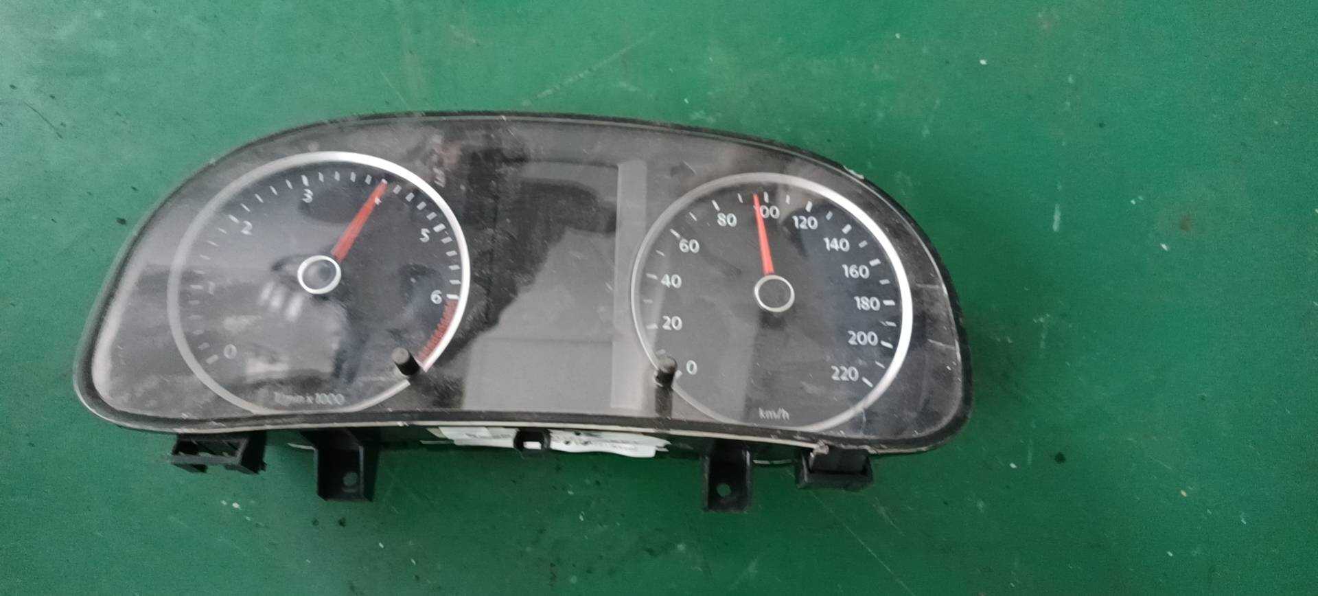 18D920800C 组合仪表总成