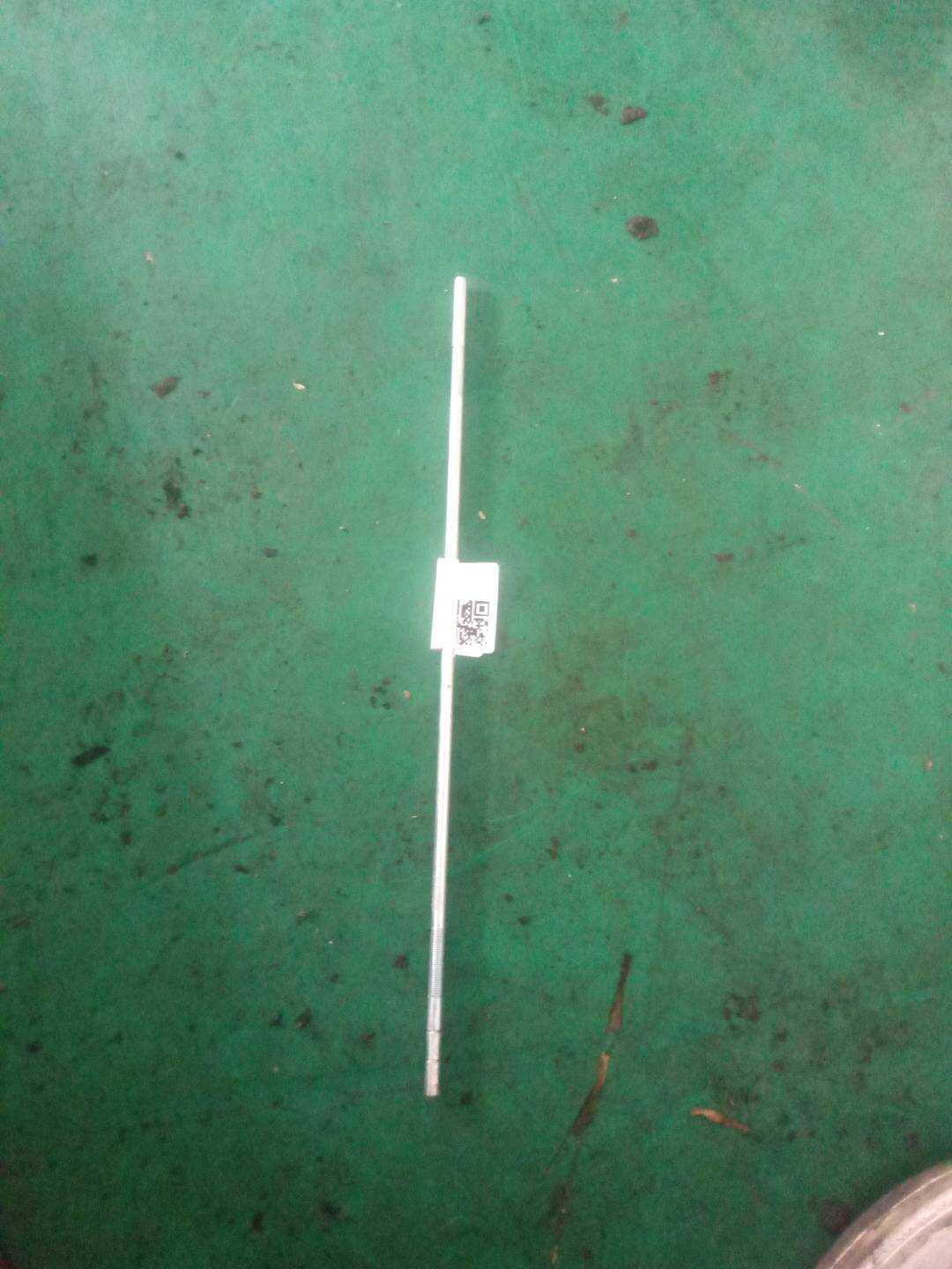 51167002384 仪表台杂物箱轴