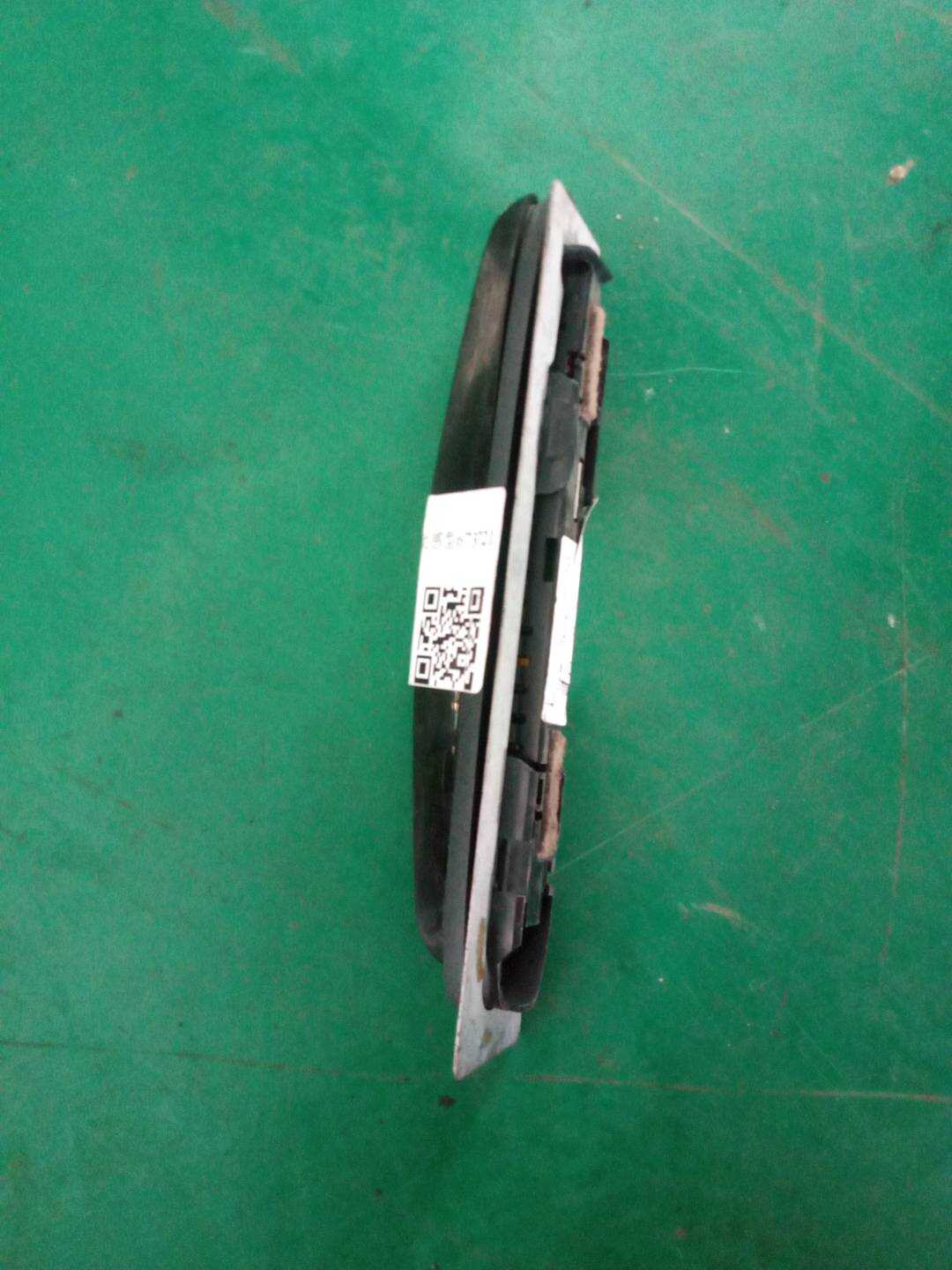 A0015424723 倒车电子蜂鸣器