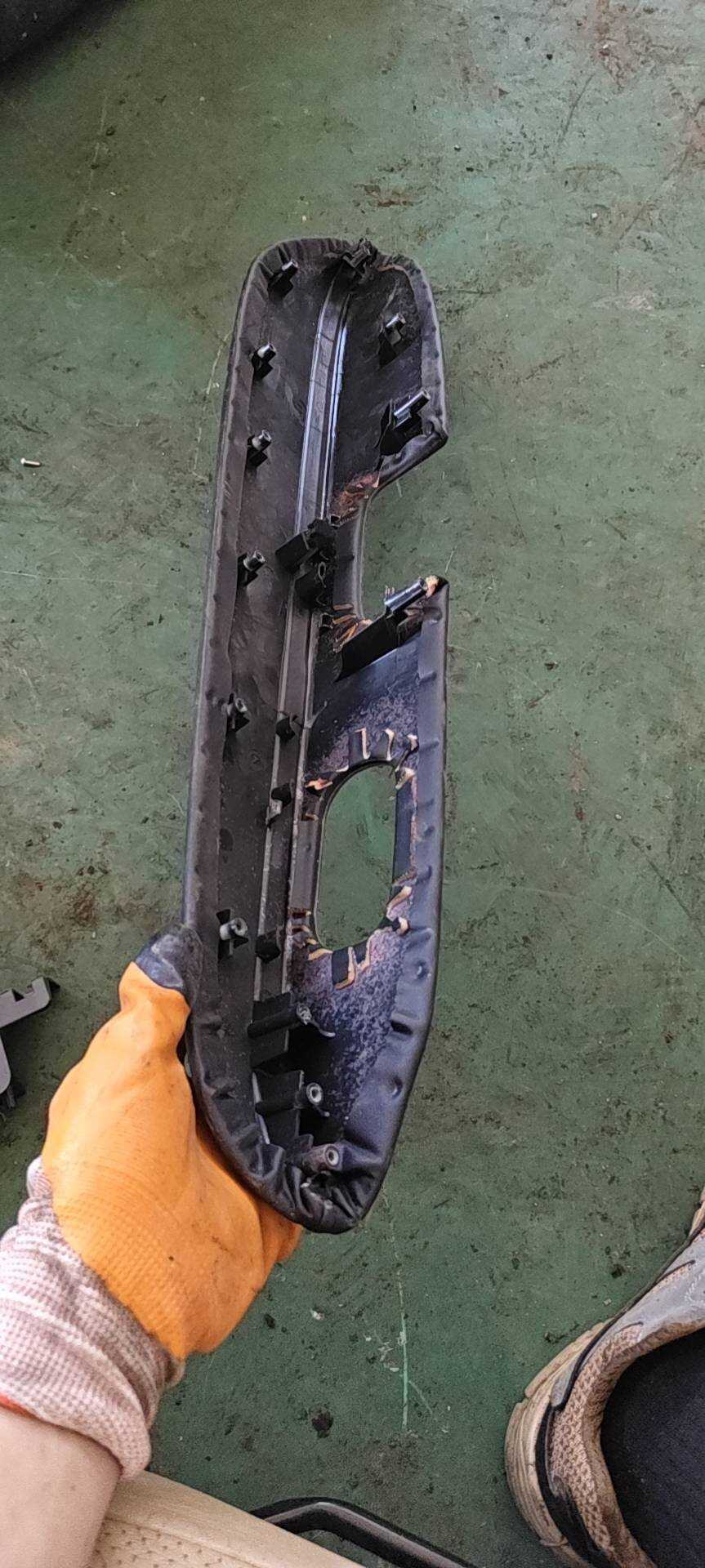 83503T7JH01ZC 前门扶手（右）