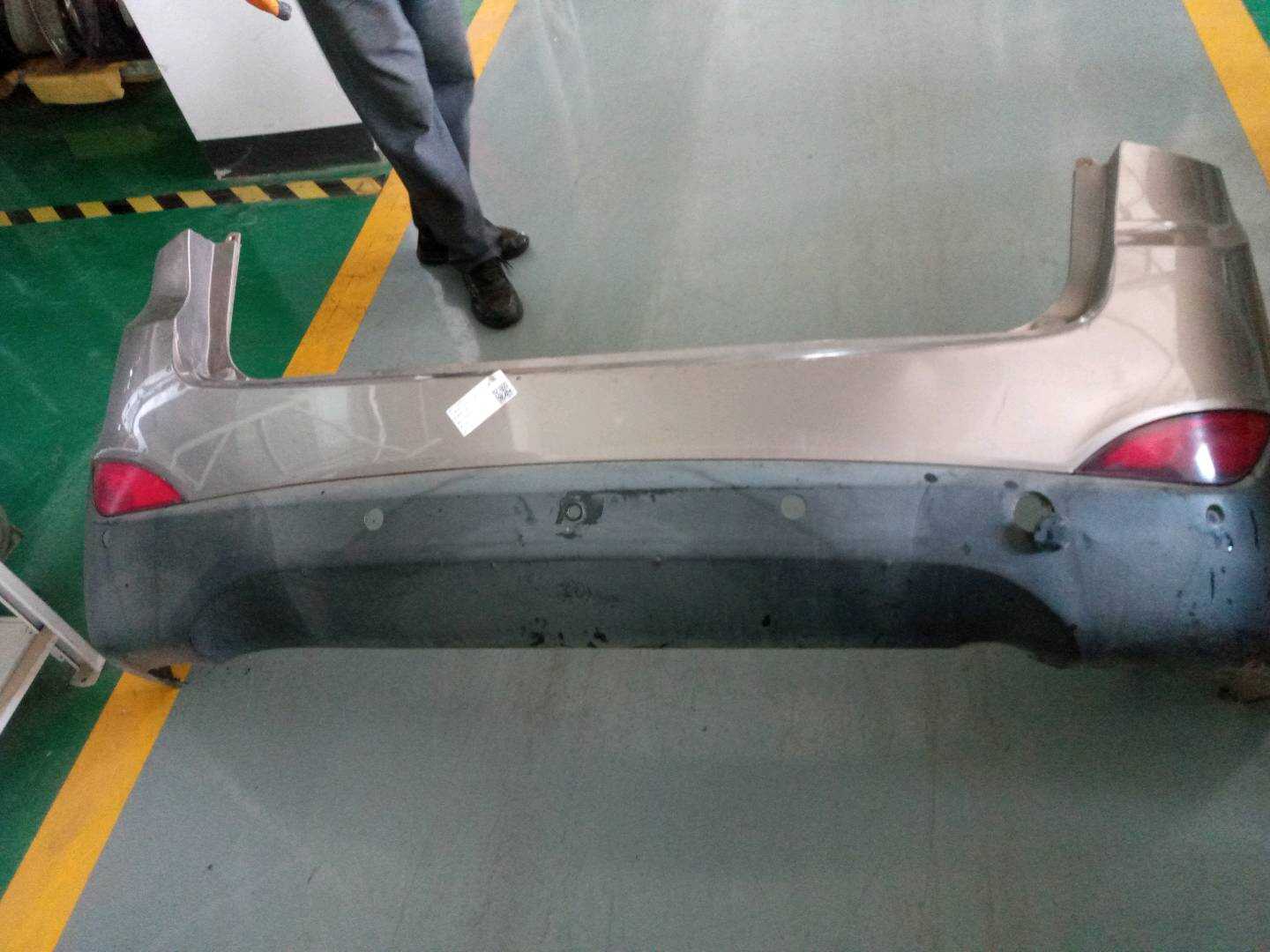 866112Z000 Rear Bumper Cover