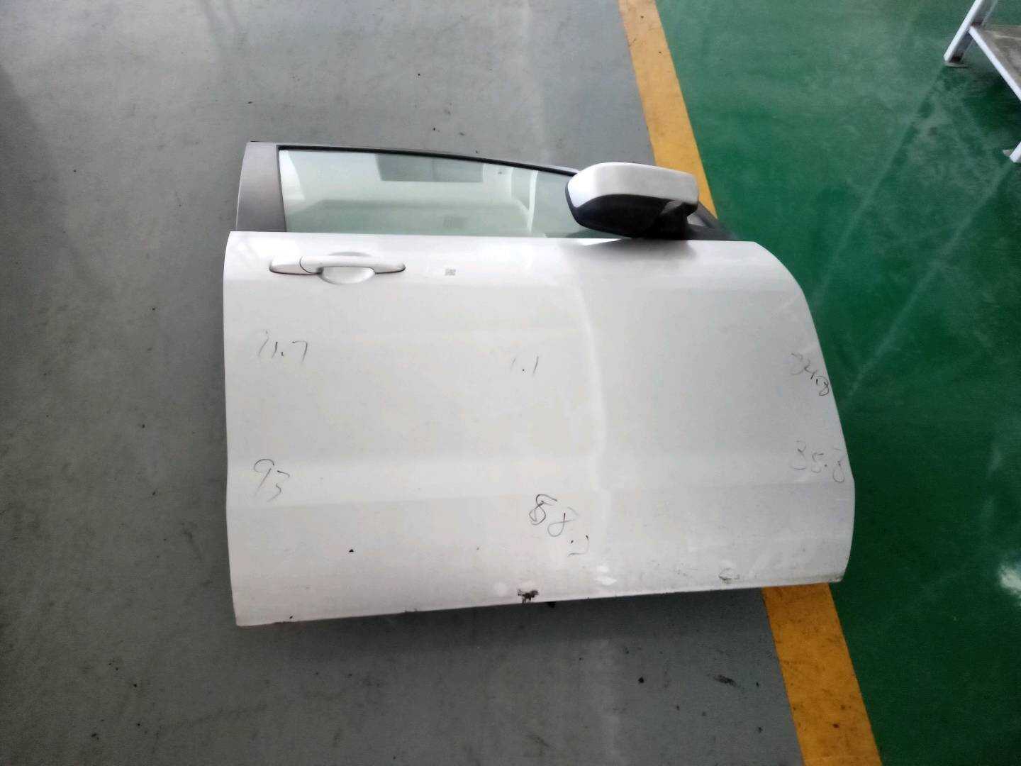 CDY35802X Front Door Shell, Right