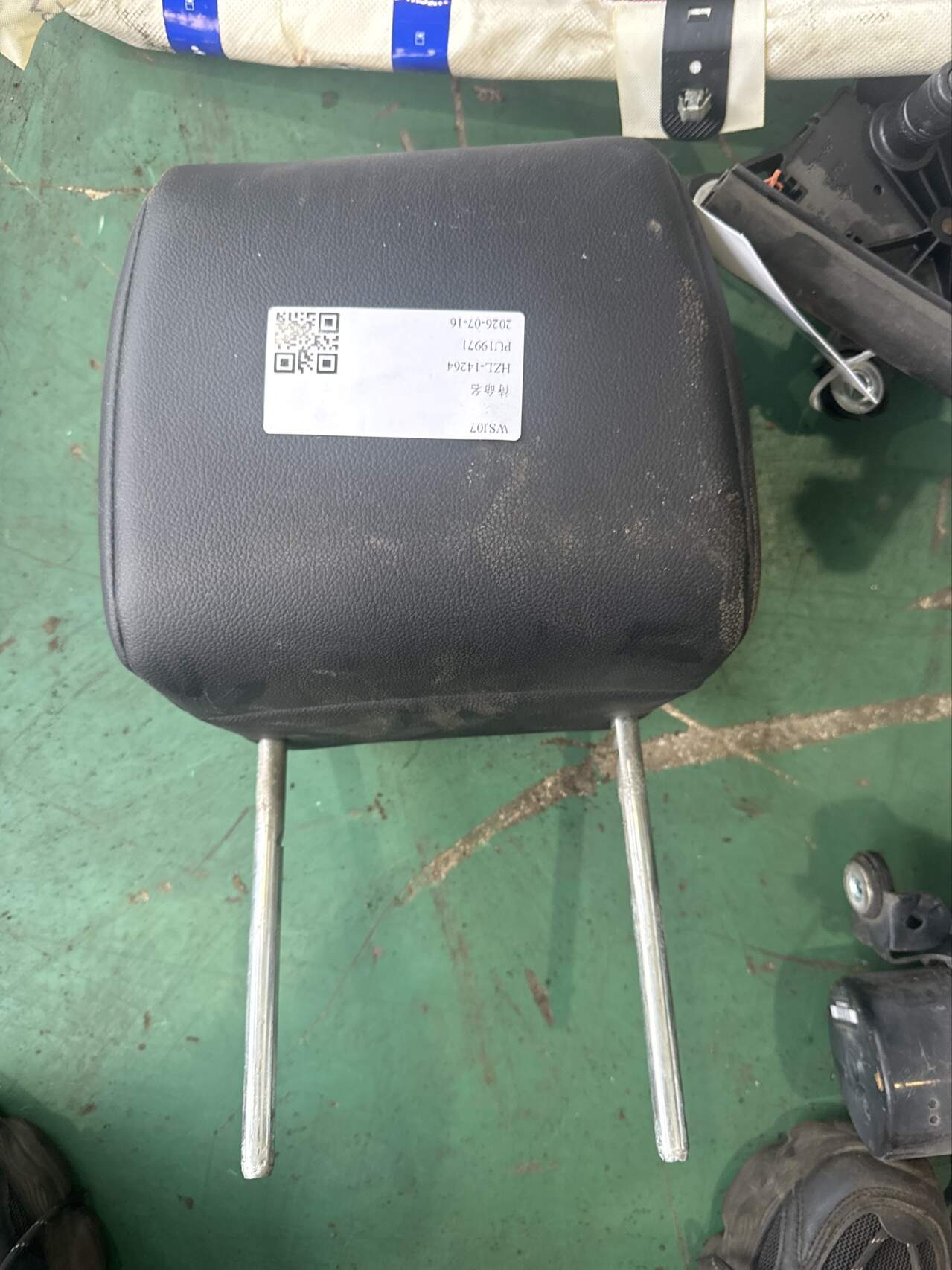 LR010152 Driver Seat Assembly