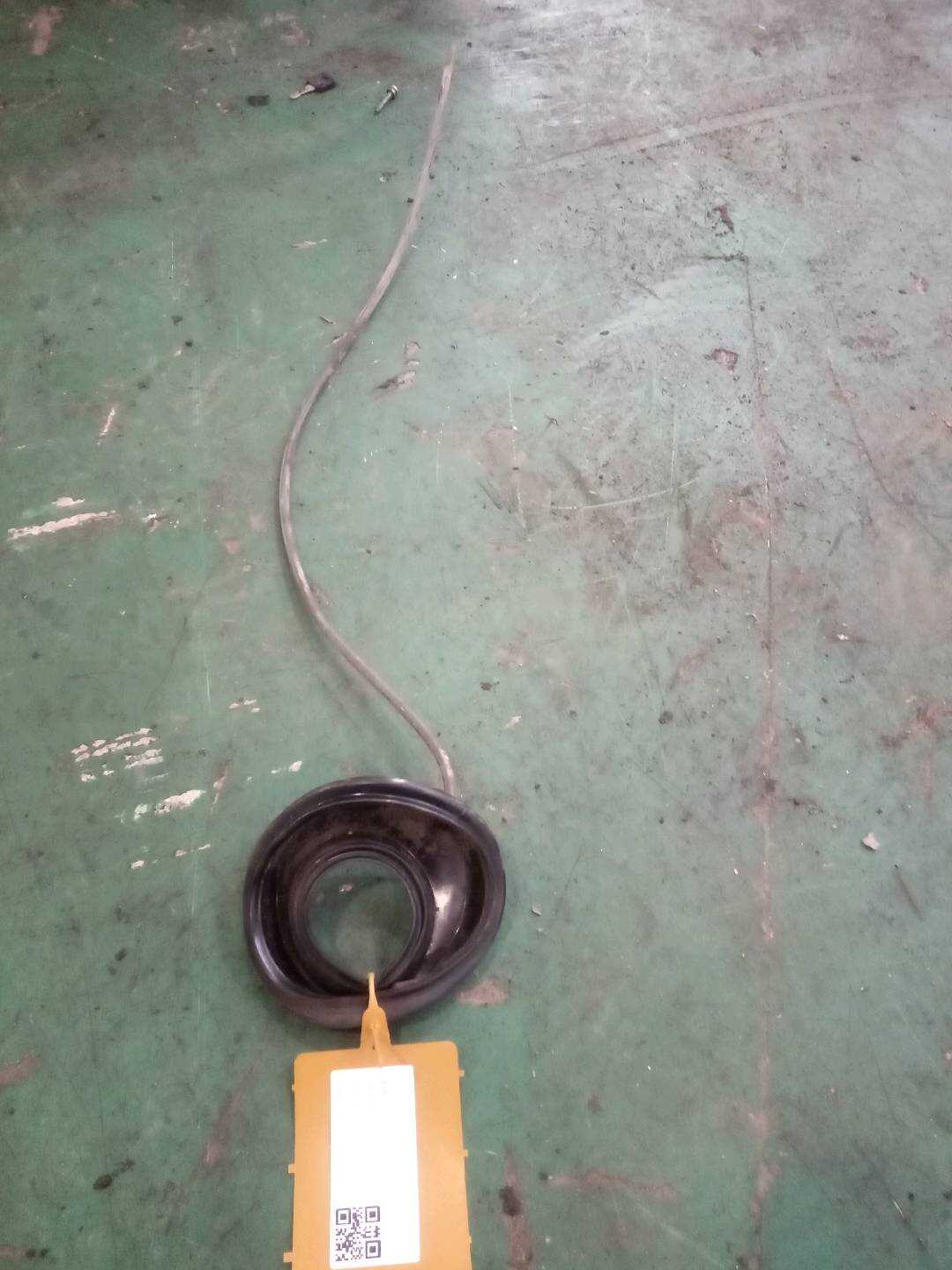 4F5809933B Fuel Tank Filler Pipe Cover