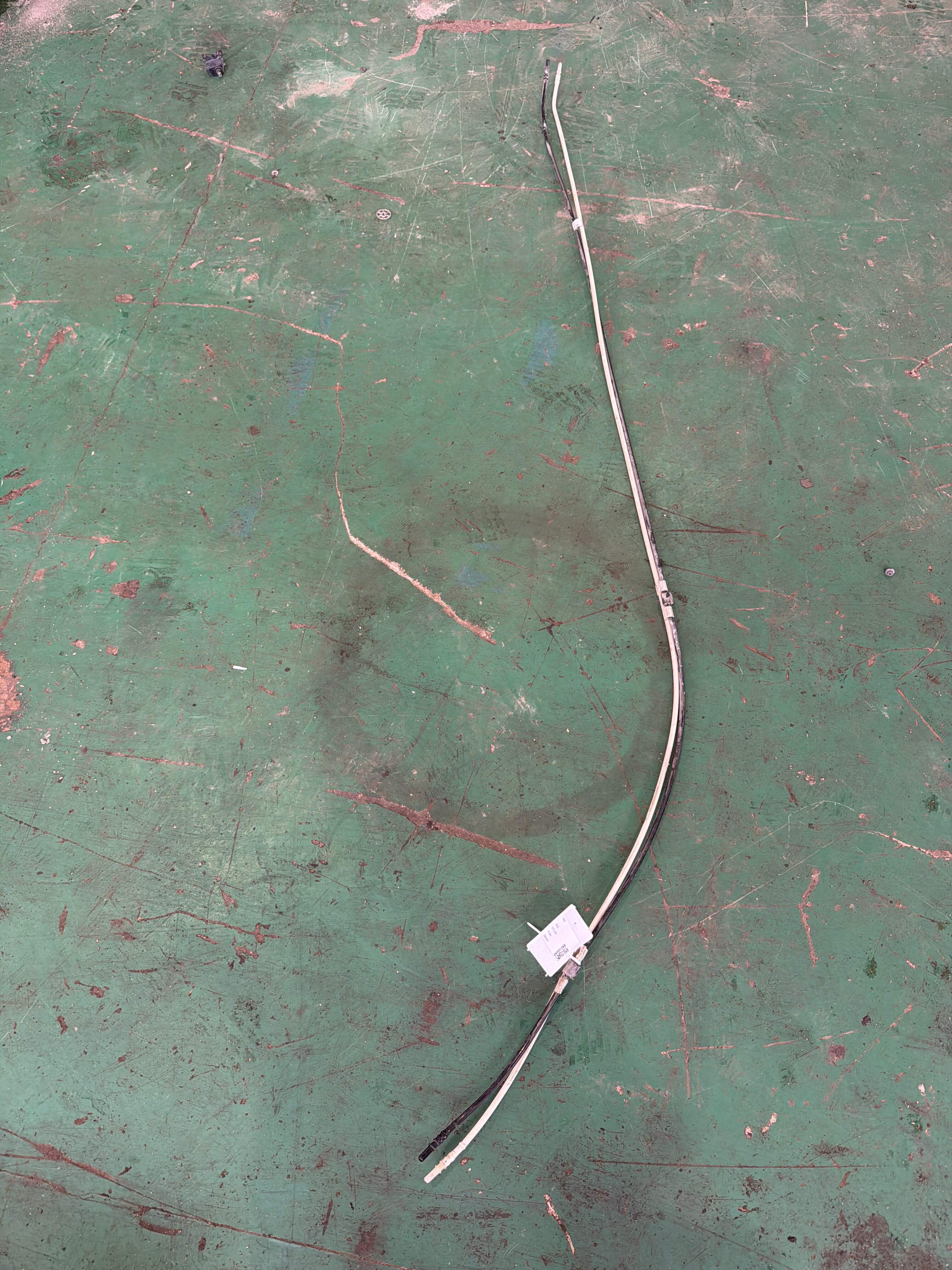 L3AD200059A 燃油箱输油管
