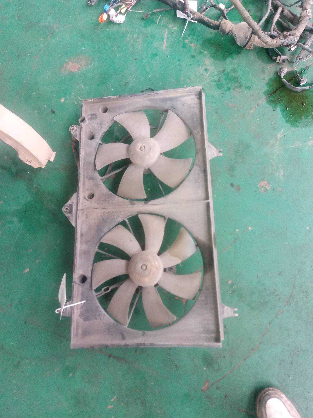 1671128200 Radiator Fan Shroud