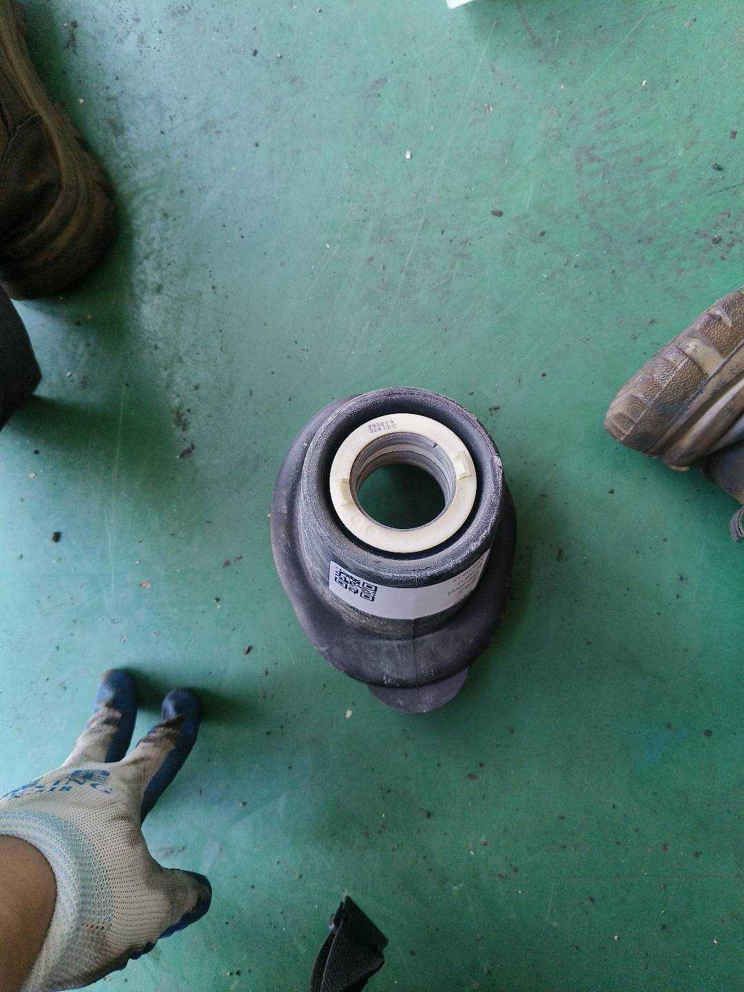 32306791292 转向管柱防尘罩