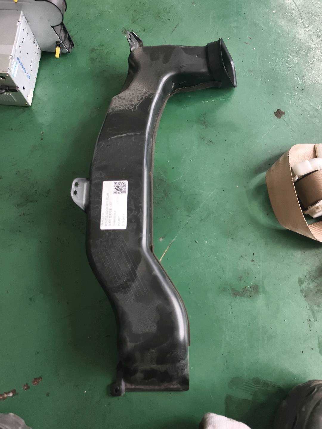558460E030 仪表台空调风道(右)