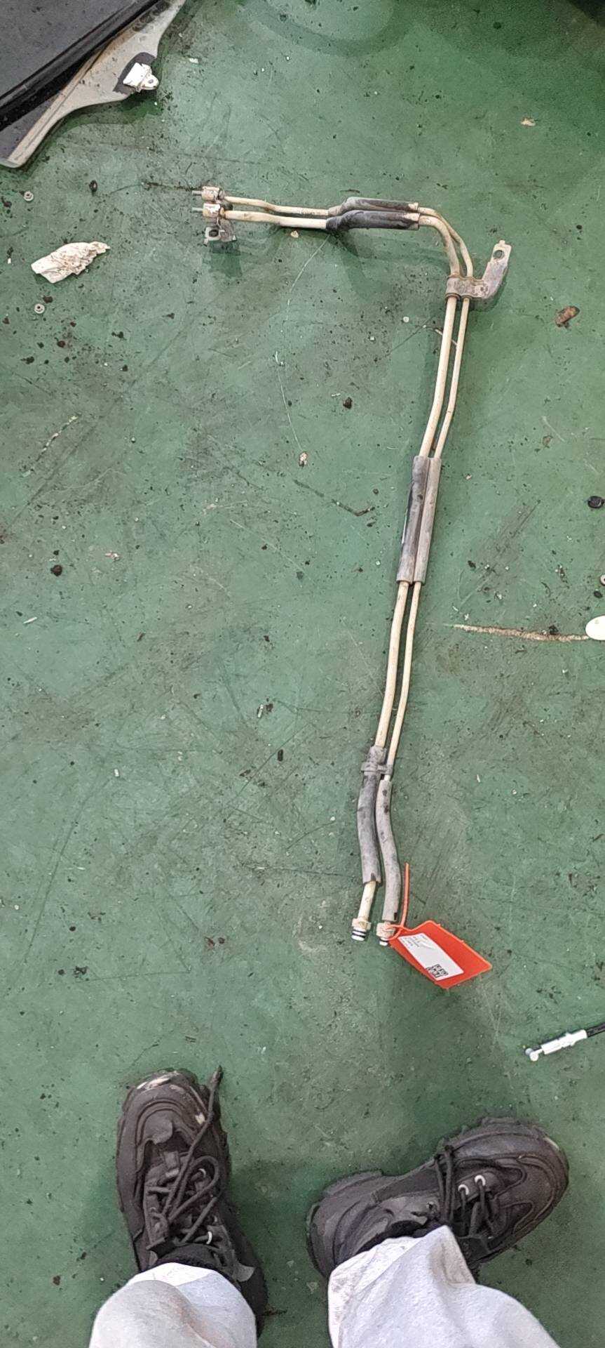MEF8108340 后空调管路Ⅱ段总成
