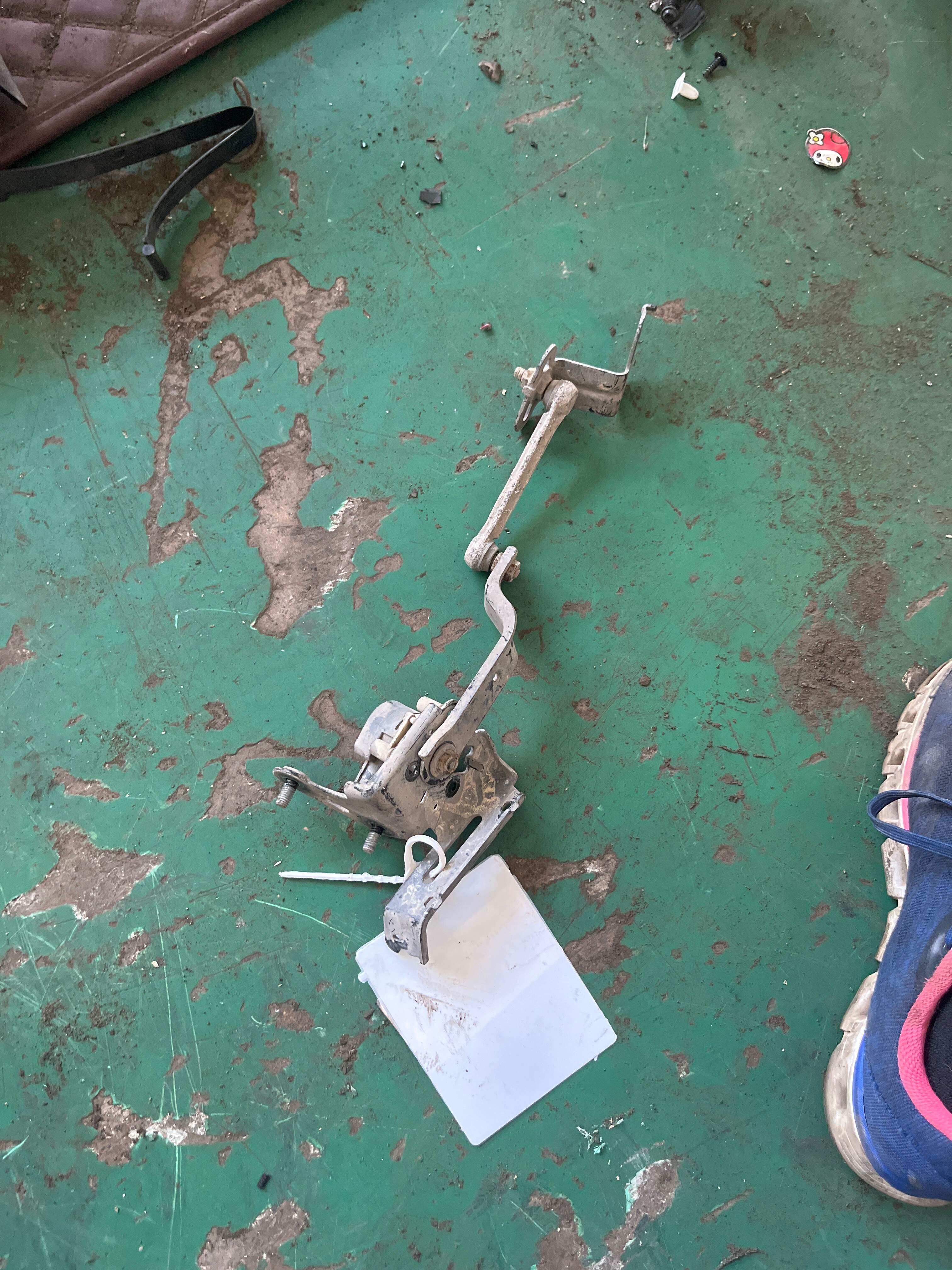 8940748060 车身高度传感器（右后）