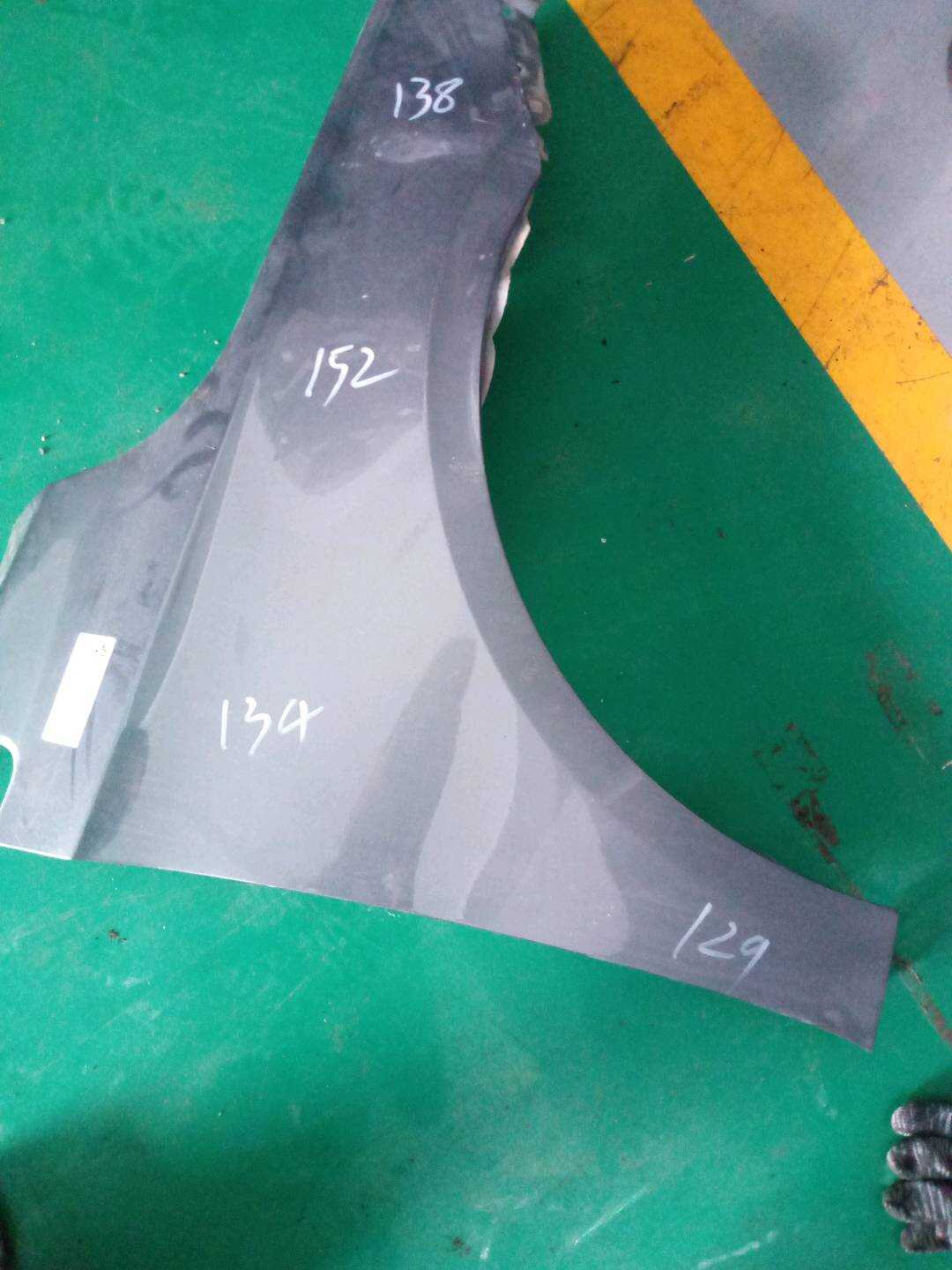 10155228SEPP 前叶子板(右)