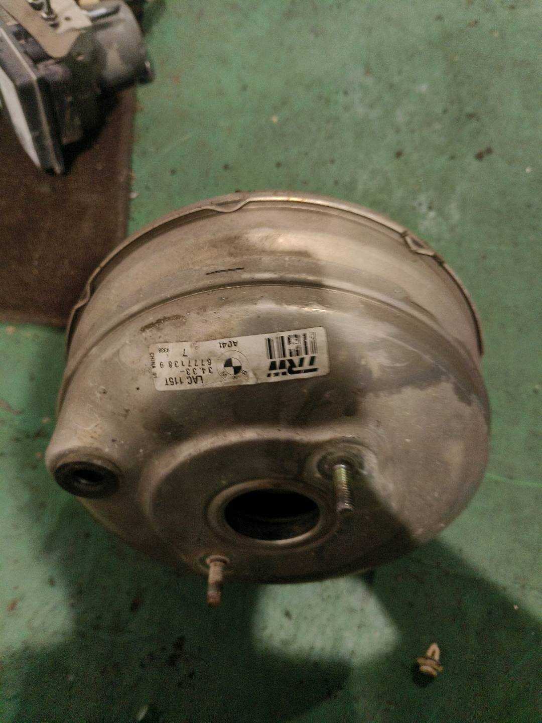 34336779742 制动助力器