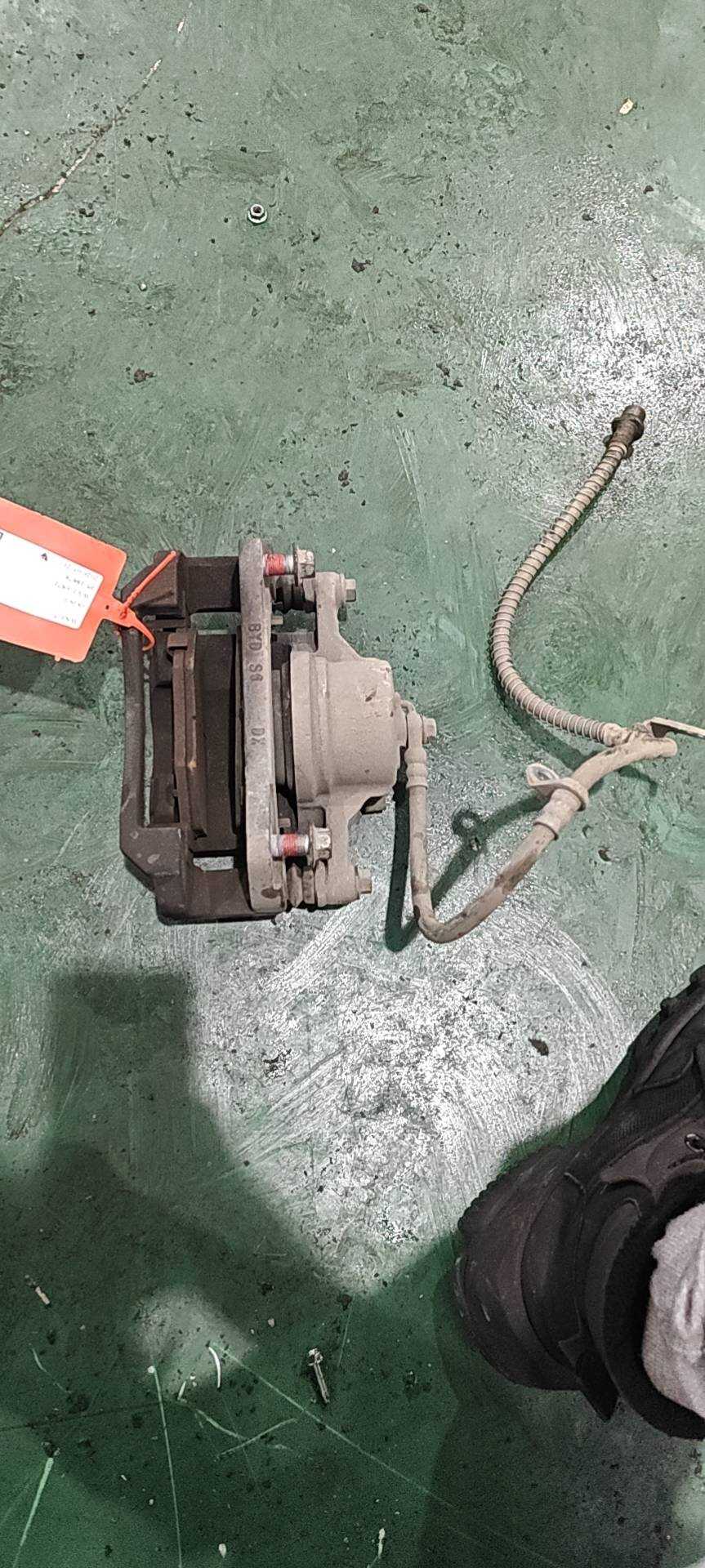 MEF3501200 Front Right Brake Caliper Assembly