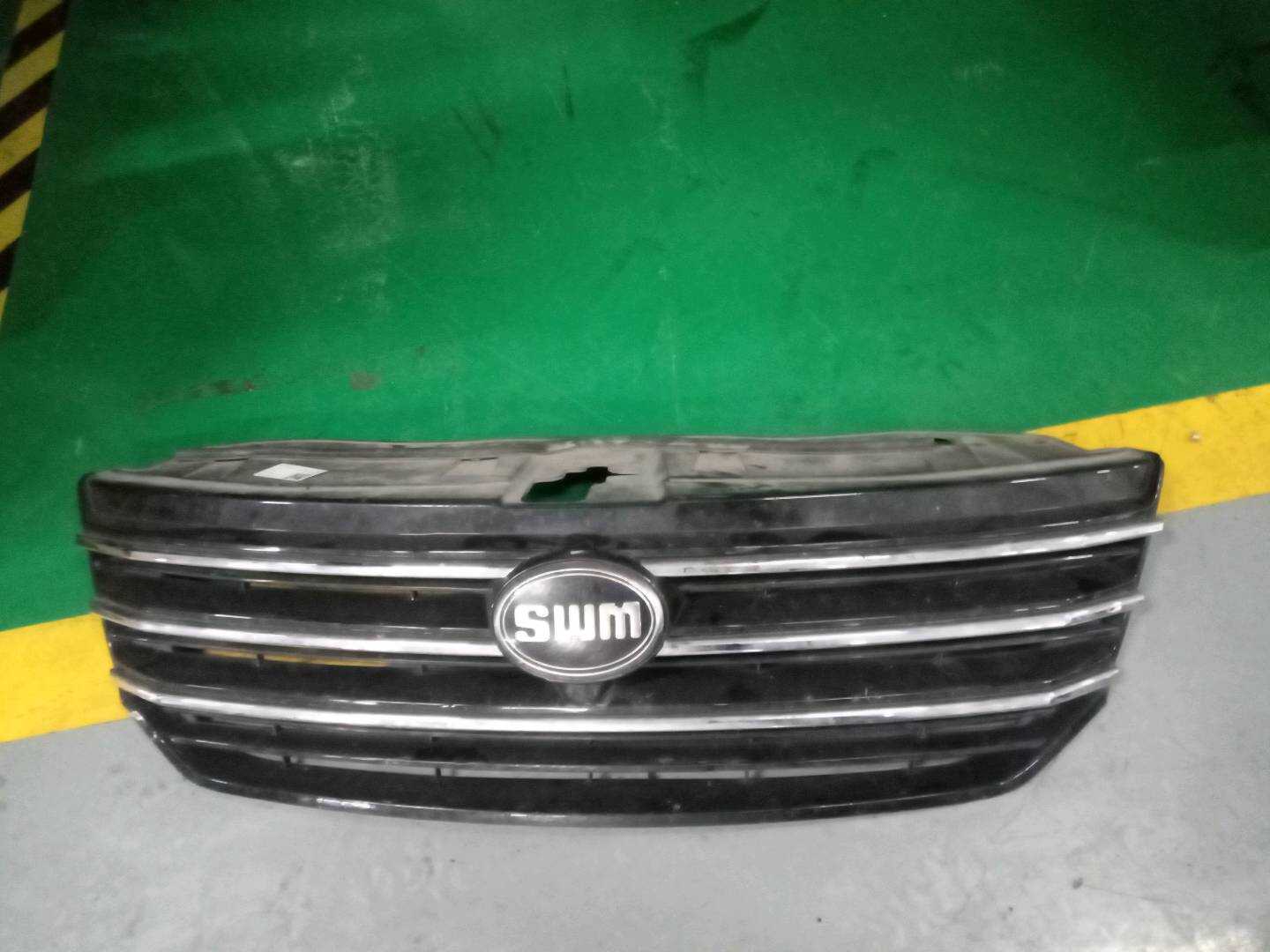5509111F0010A000000 Front Grille