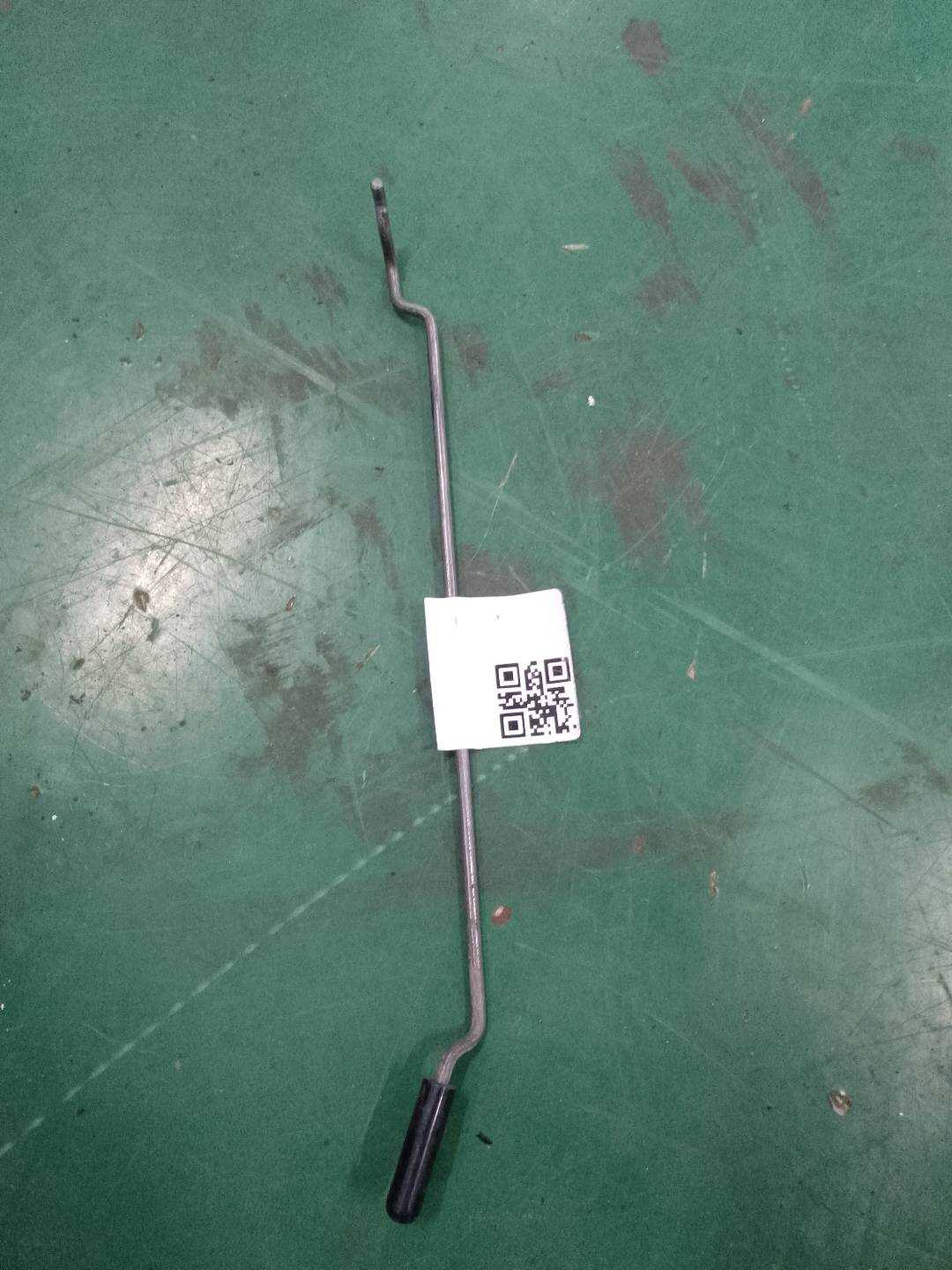 51227180014 后门锁止杆(右)
