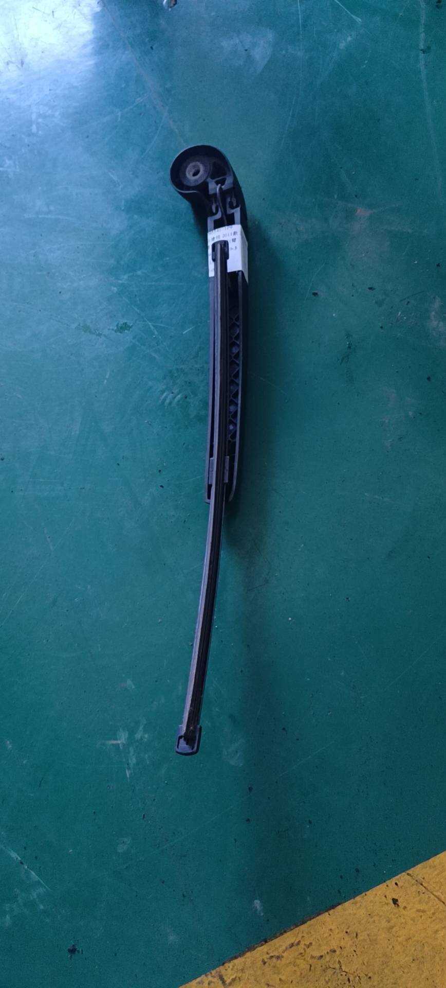 8R09554071P9 尾盖玻璃雨刮臂