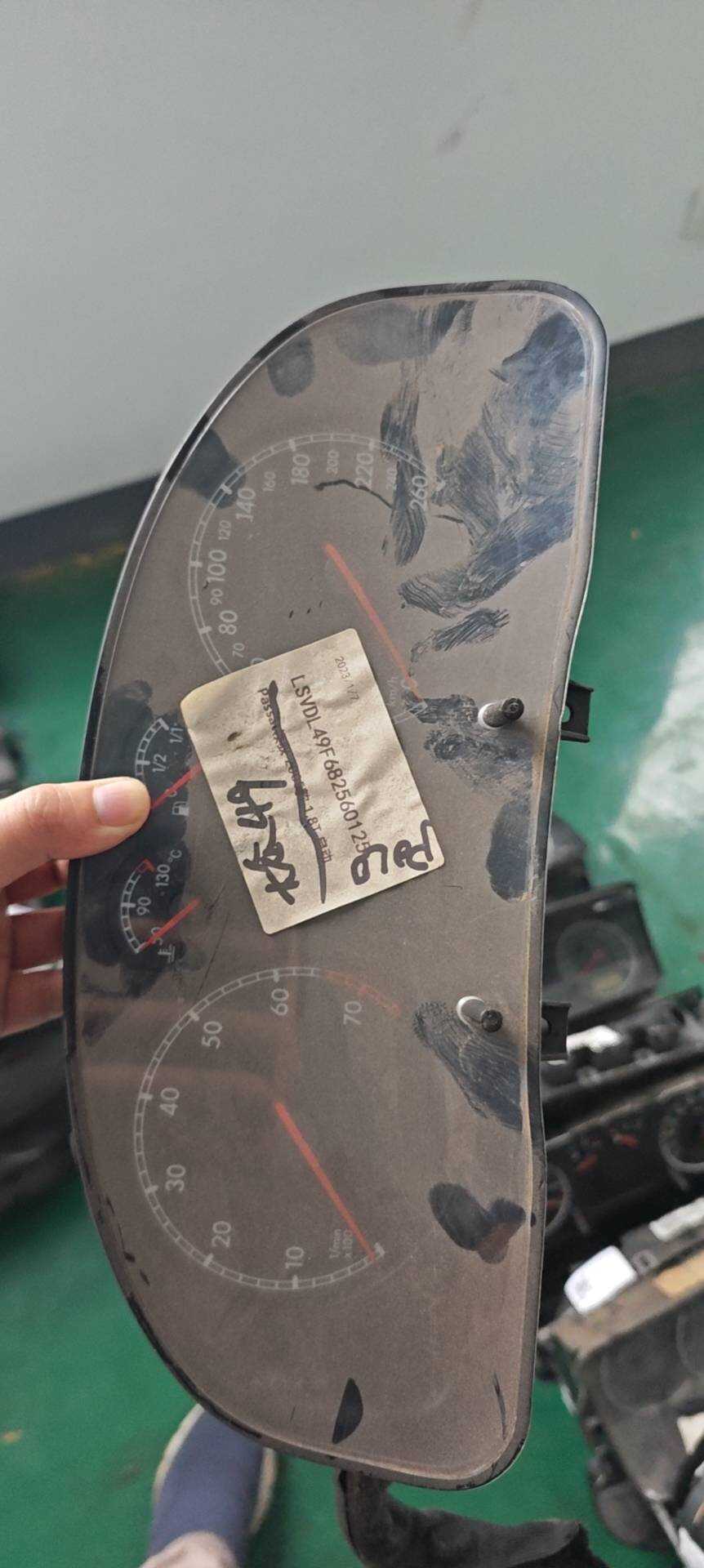 6QD920806J 组合仪表总成