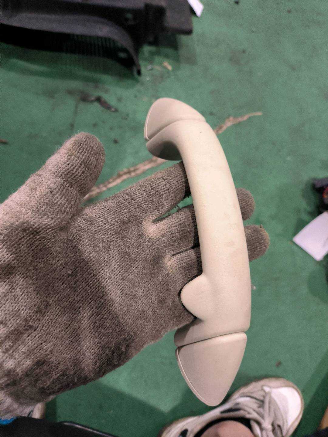 51169807344 Roof Grab Handle, Rear Right