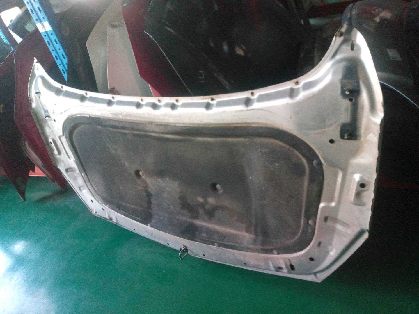 13352000 Front Hood