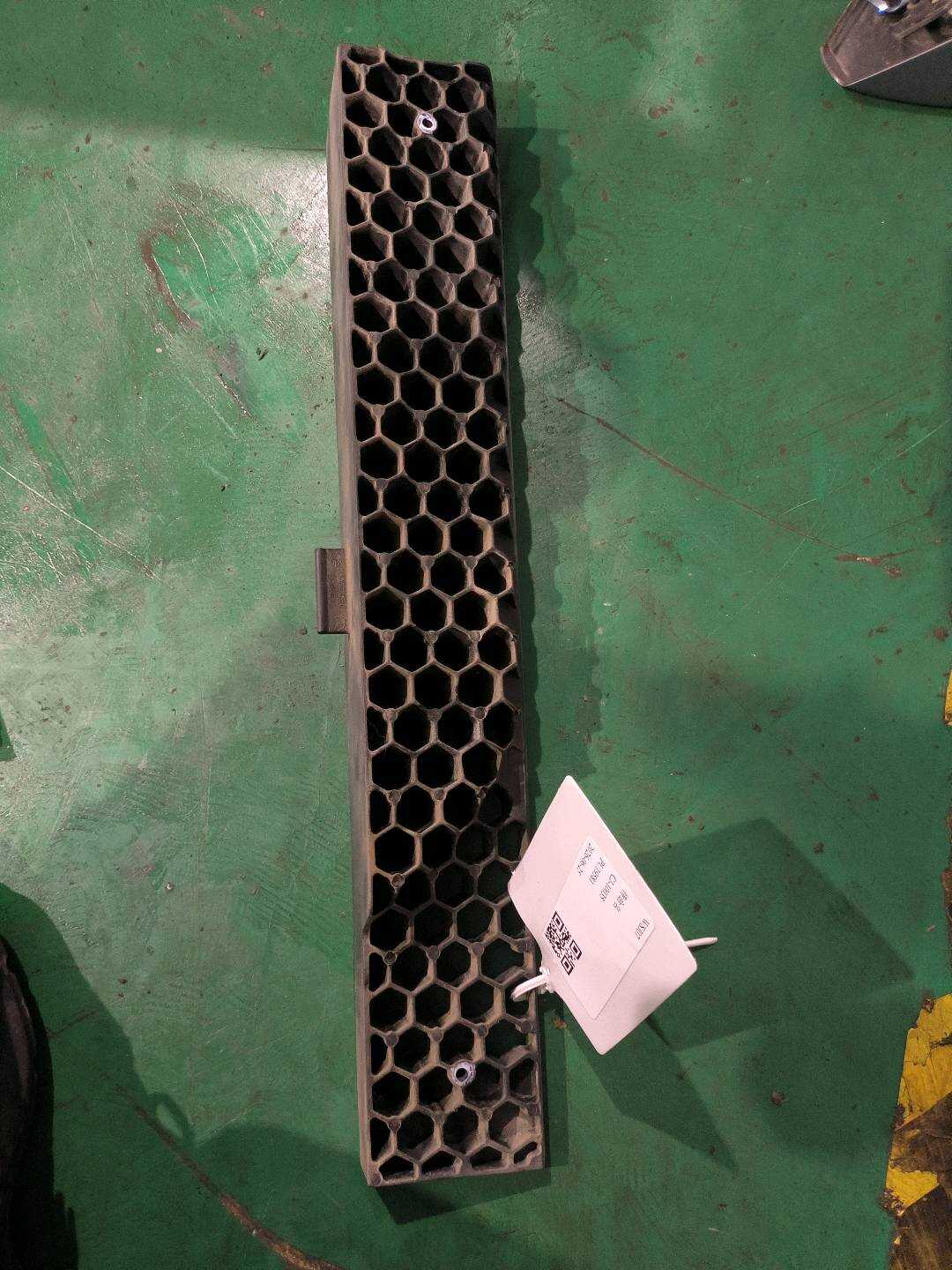 A1697270158 支撑件(左)