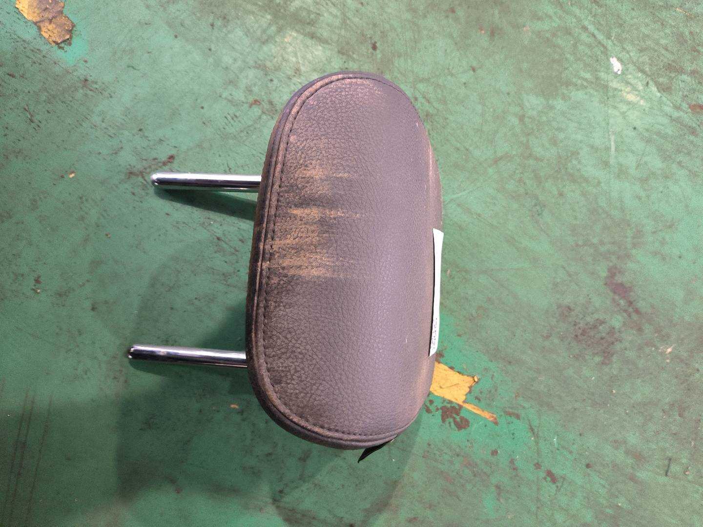 52207384936 后座椅头枕
