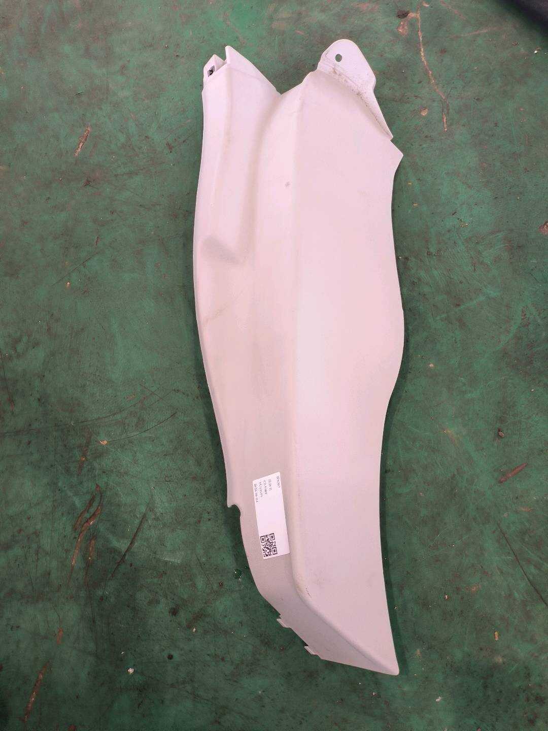 510867765B C柱内衬（左下）