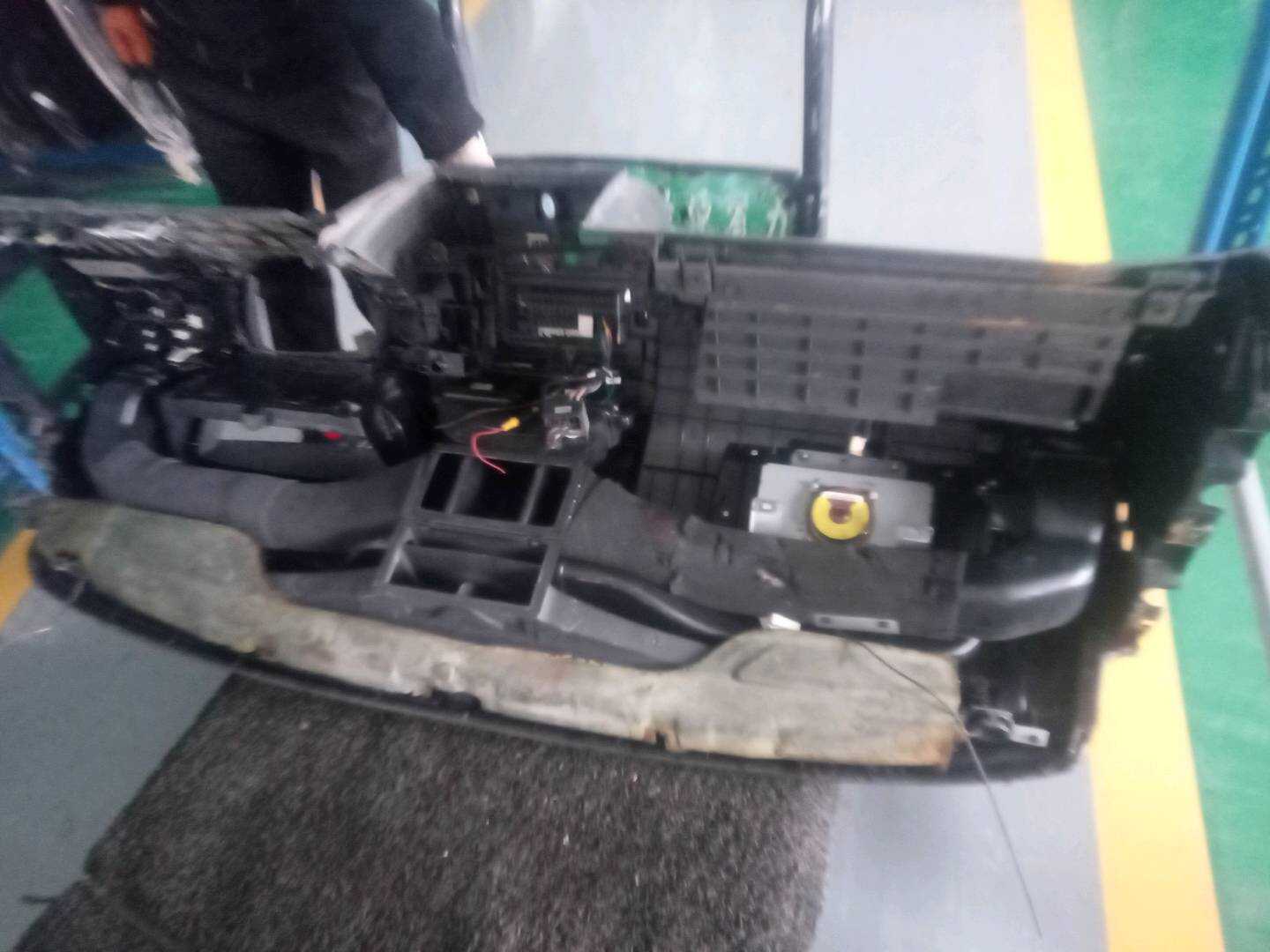 K76510CD010 仪表台壳