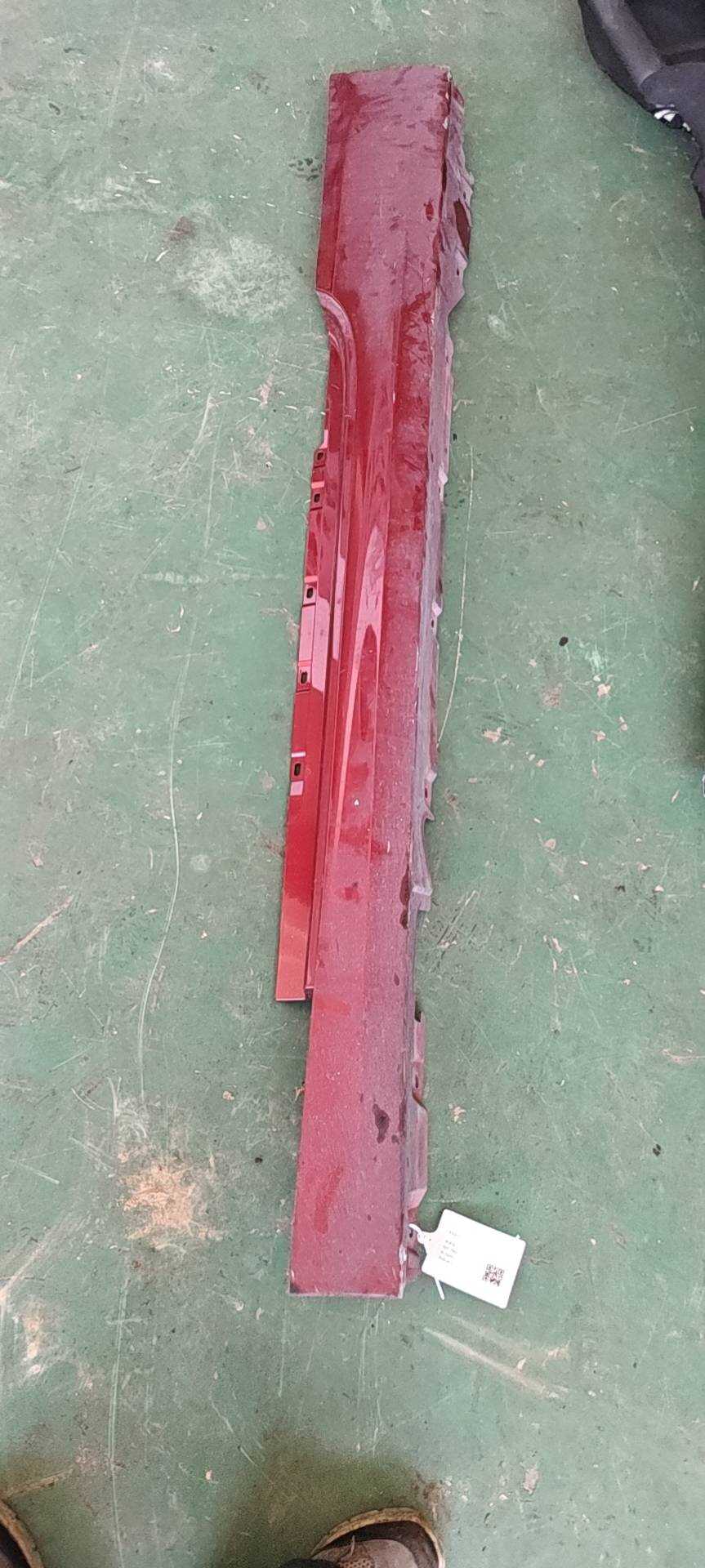 51777265201 底大边(左)