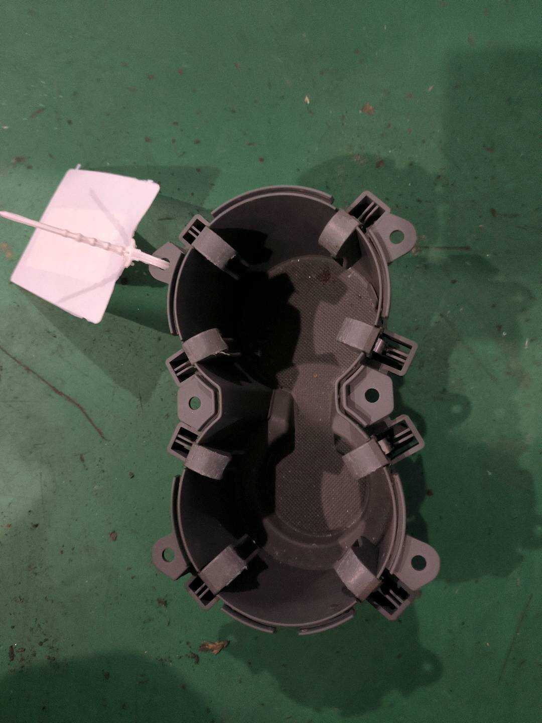 8R0862533 中央控制台茶杯架