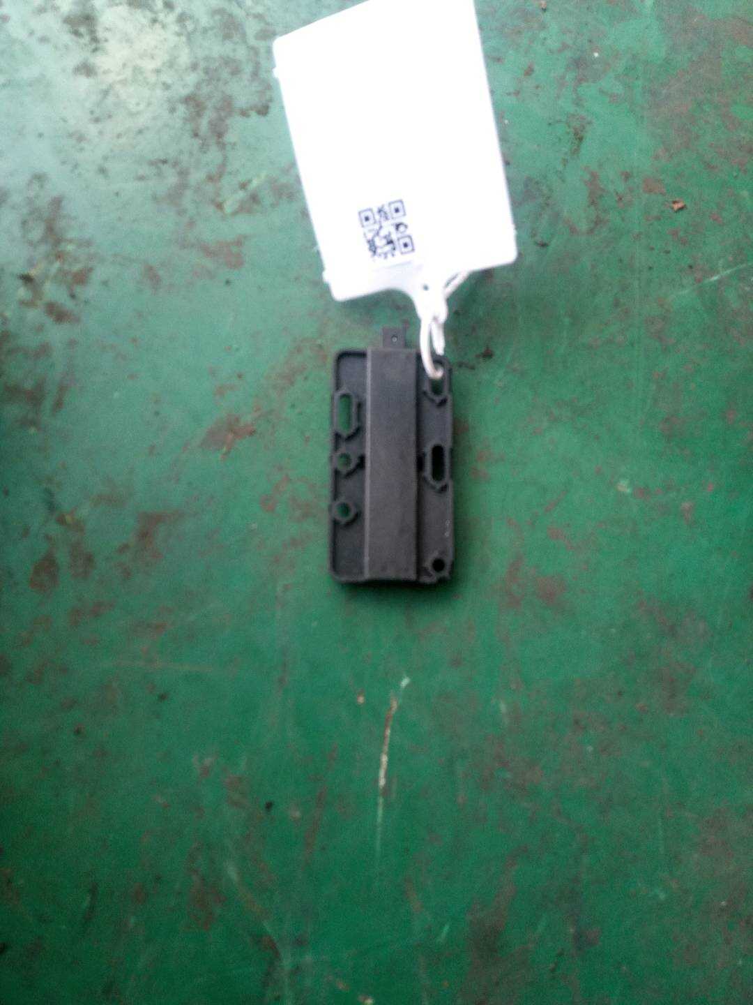61356922211 门锁遥控器接收器(前)