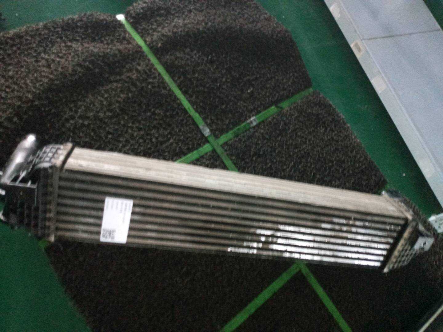 10910670 增压中冷器