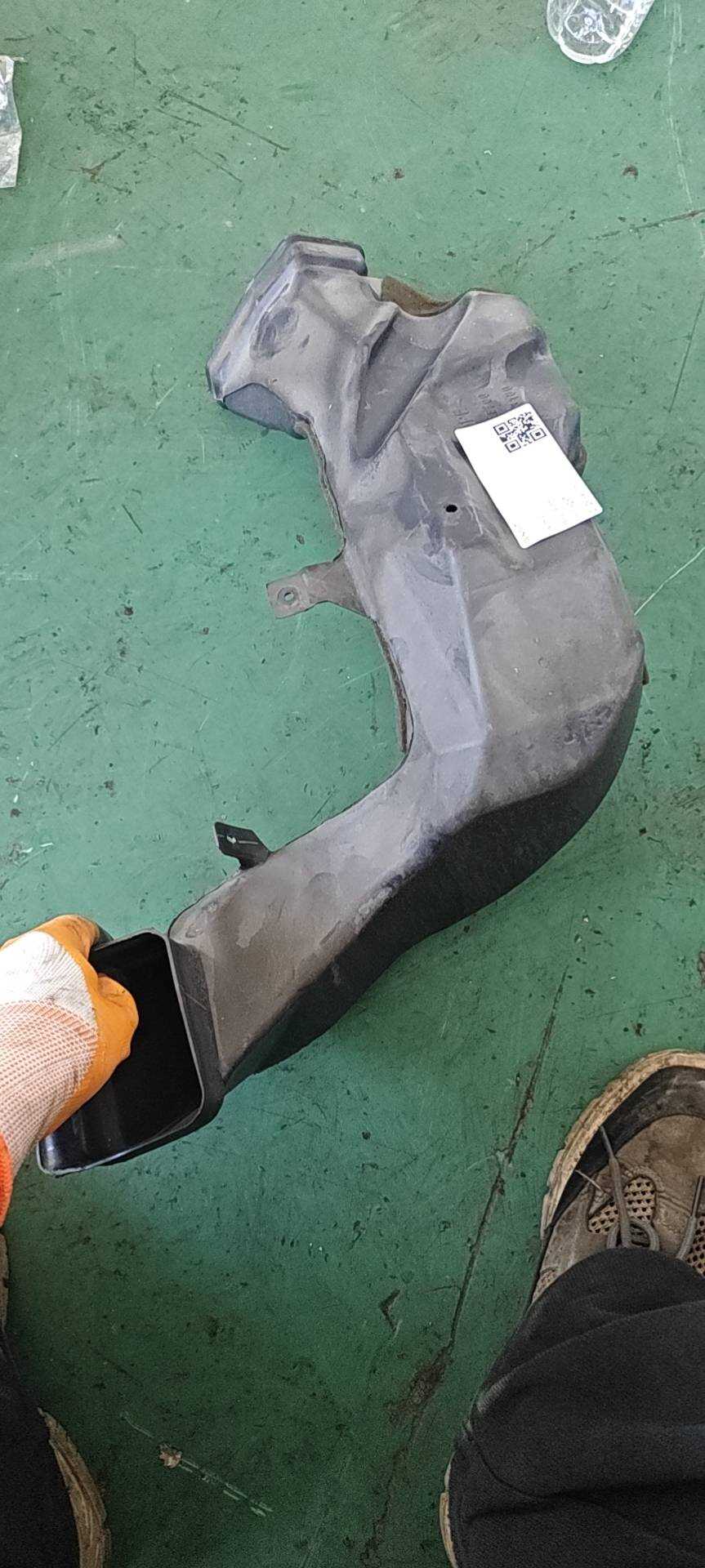 27871EW700 Dashboard A/C Duct, Left