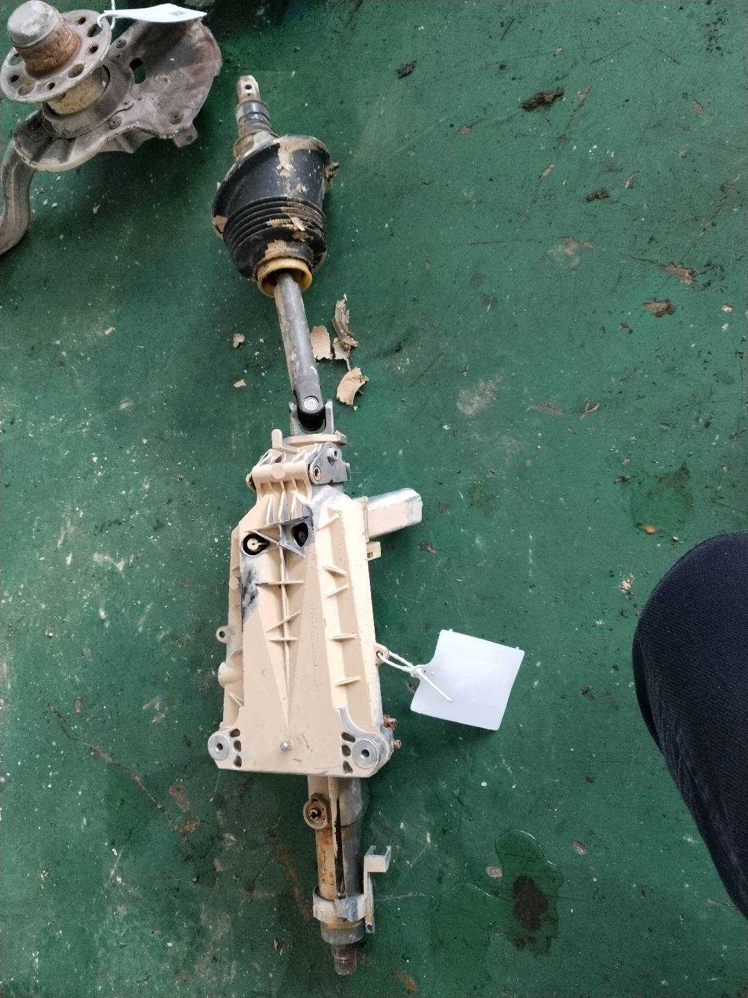 A2214602516 转向管柱