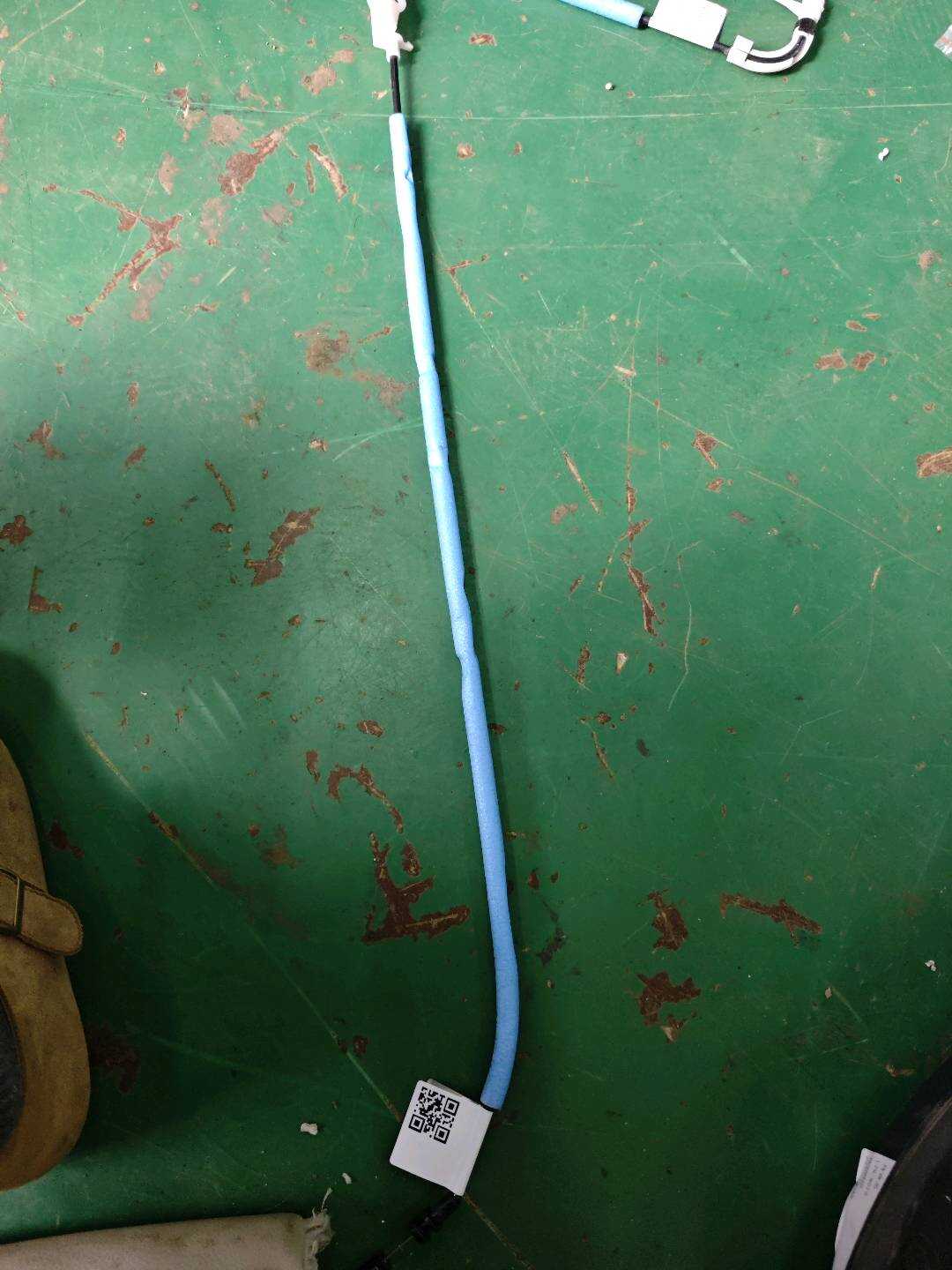 51217293621 Front Door Inner Handle Cable, Left