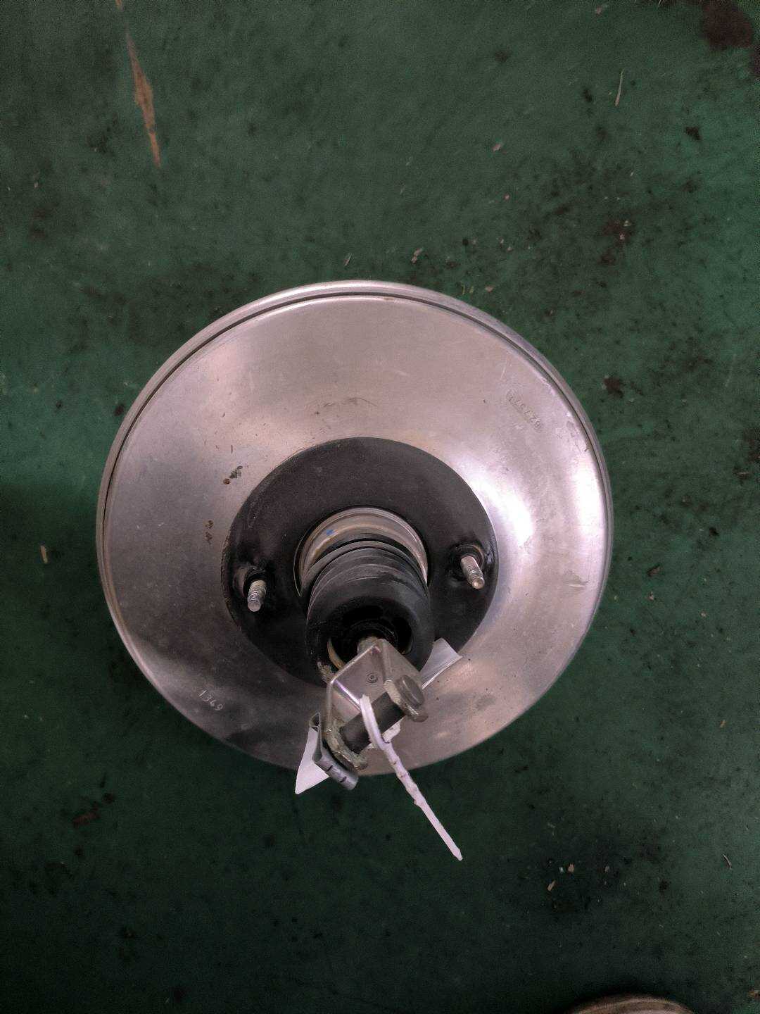 34336889689 制动助力器
