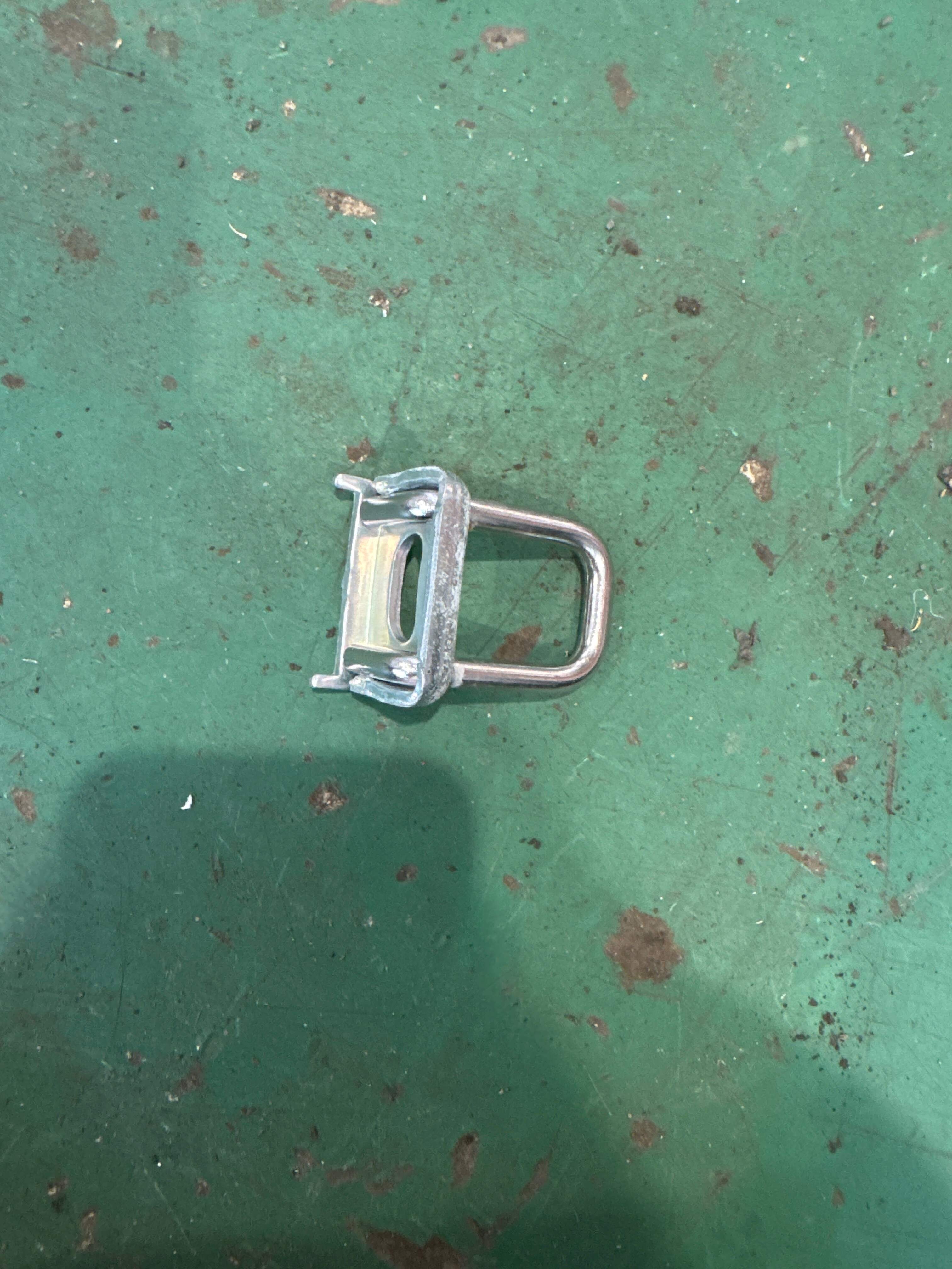 52207269951 弓形件