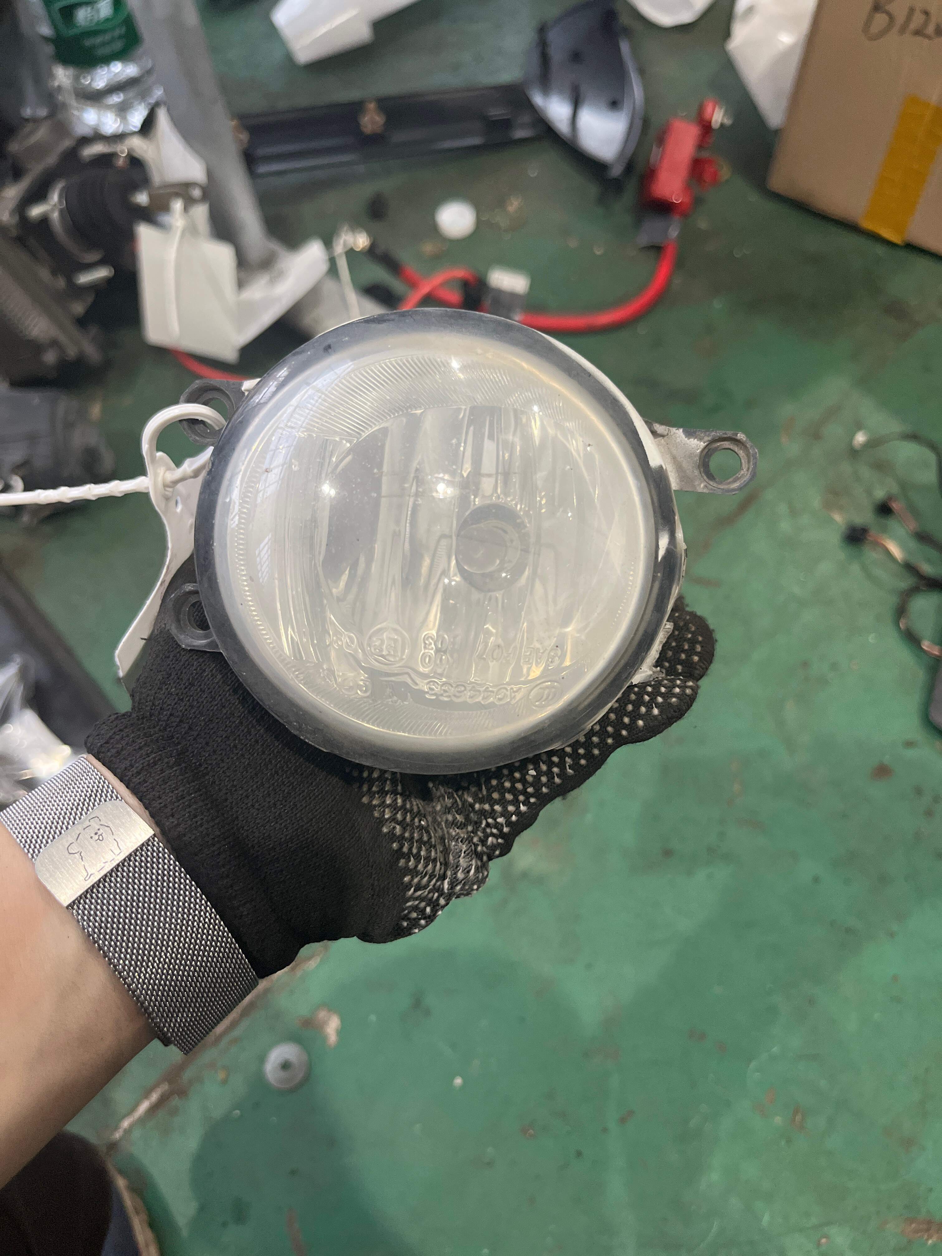 812100W050 前雾灯（右）