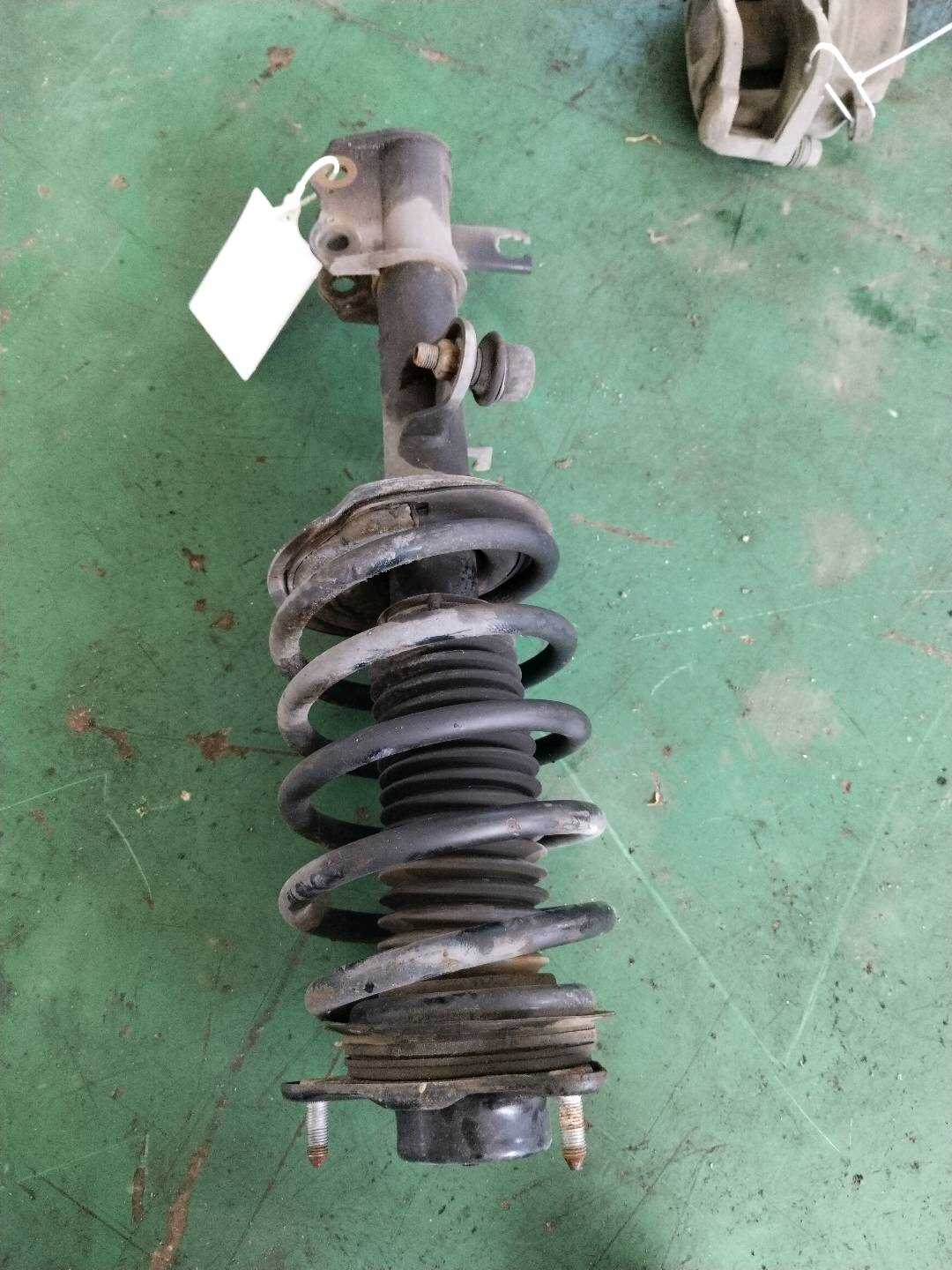 4013043600 右前减振器总成